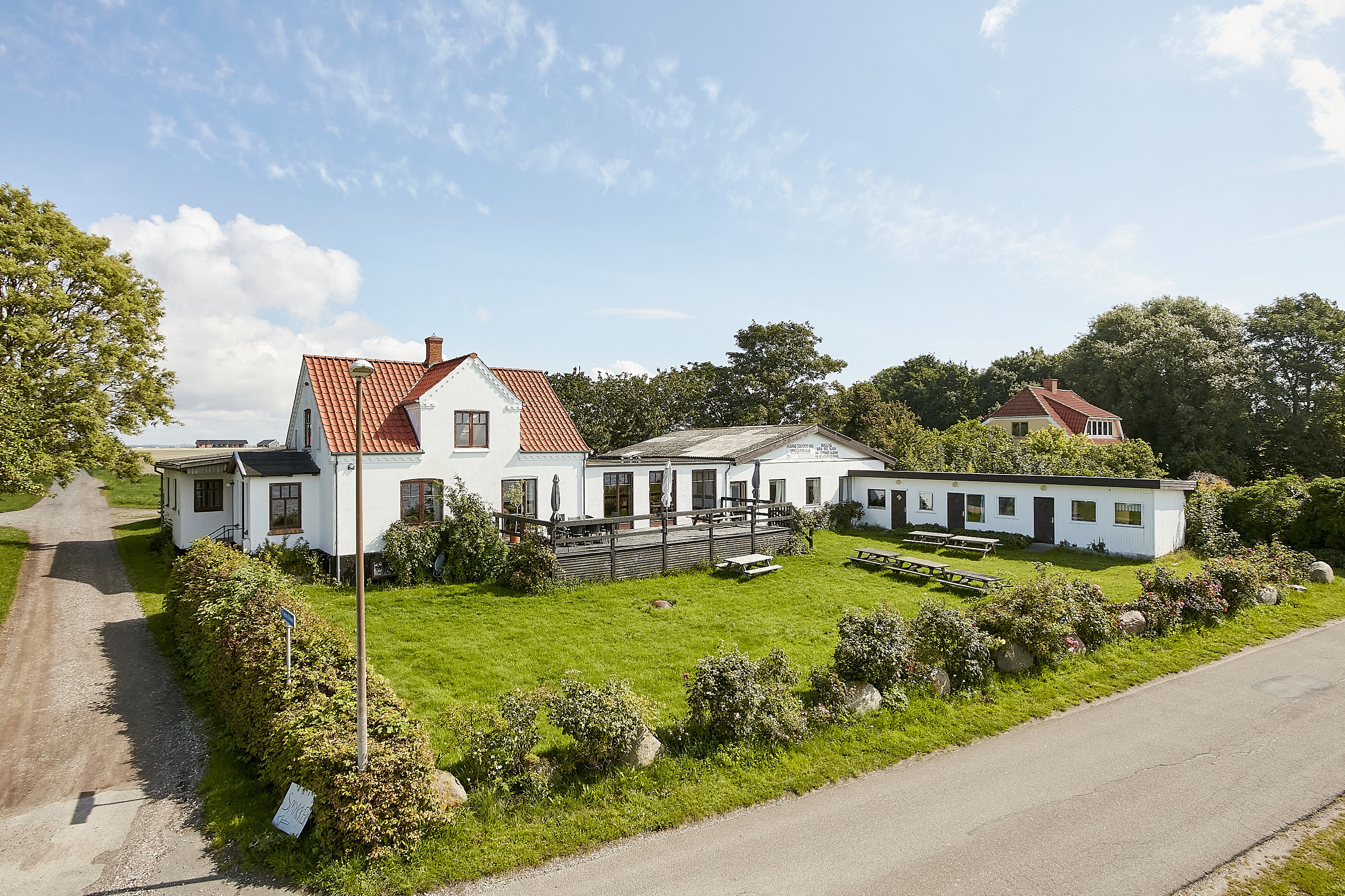 Fremhævet ejendommen billede i fuldskærmstilstand. Billede af Vestre Kirkevej 2, Hjarnø, 7130 Juelsminde