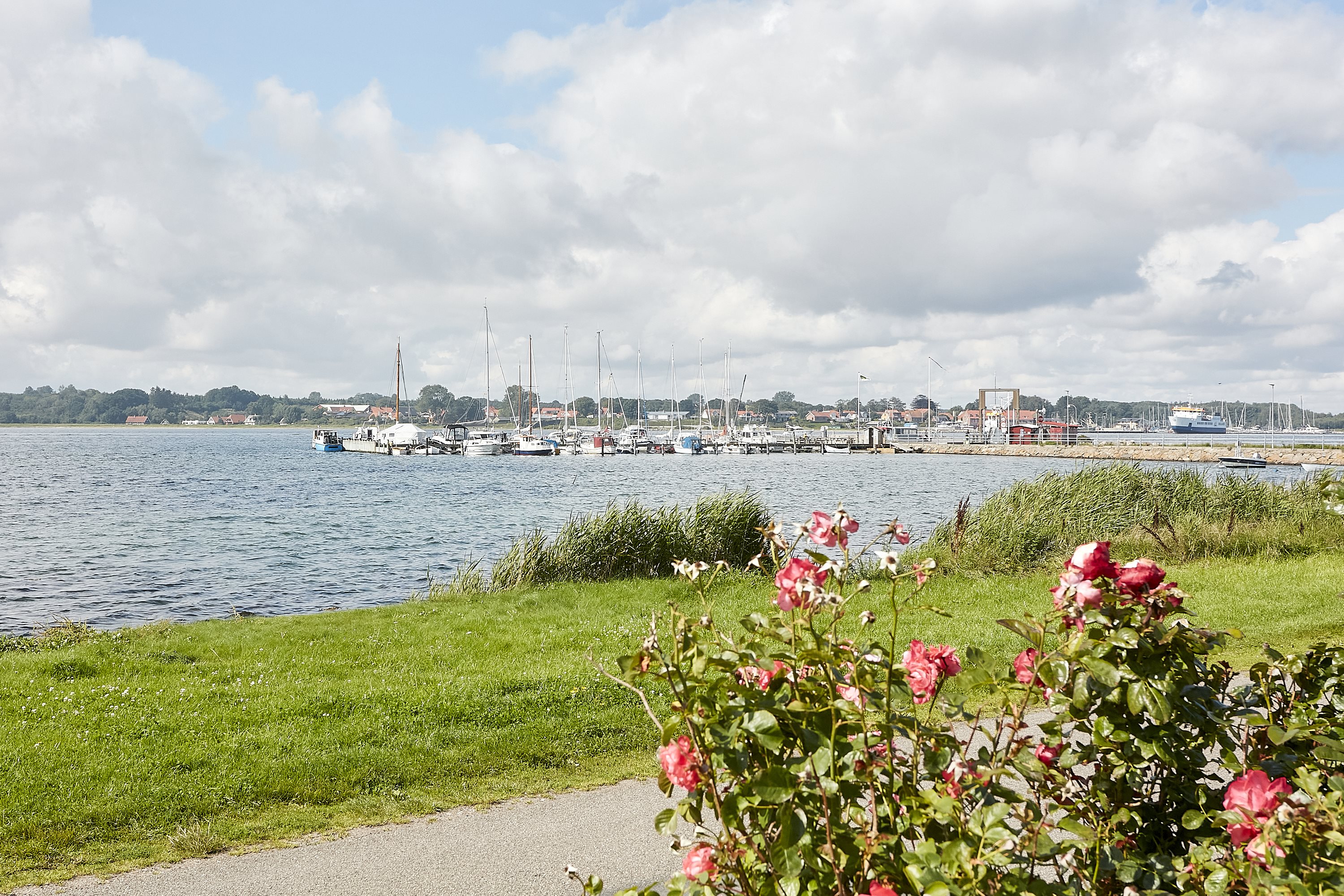 Fremhævet område billede i fuldskærmstilstand. Billede af Vestre Kirkevej 2, Hjarnø, 7130 Juelsminde