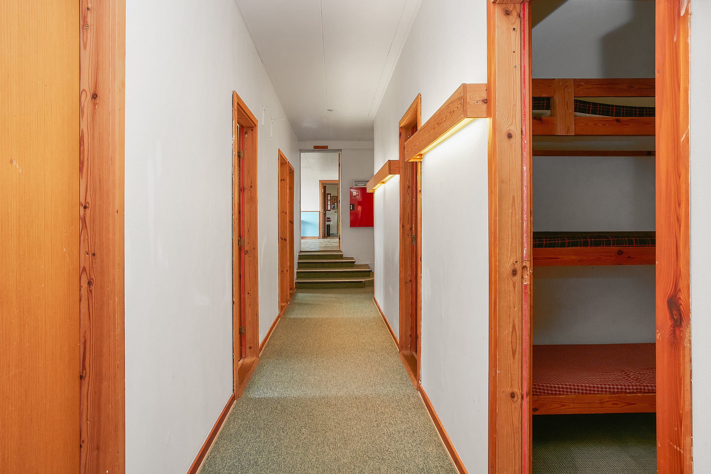 Fremhævet gang billede i fuldskærmstilstand. Billede af Vestre Kirkevej 2, Hjarnø, 7130 Juelsminde