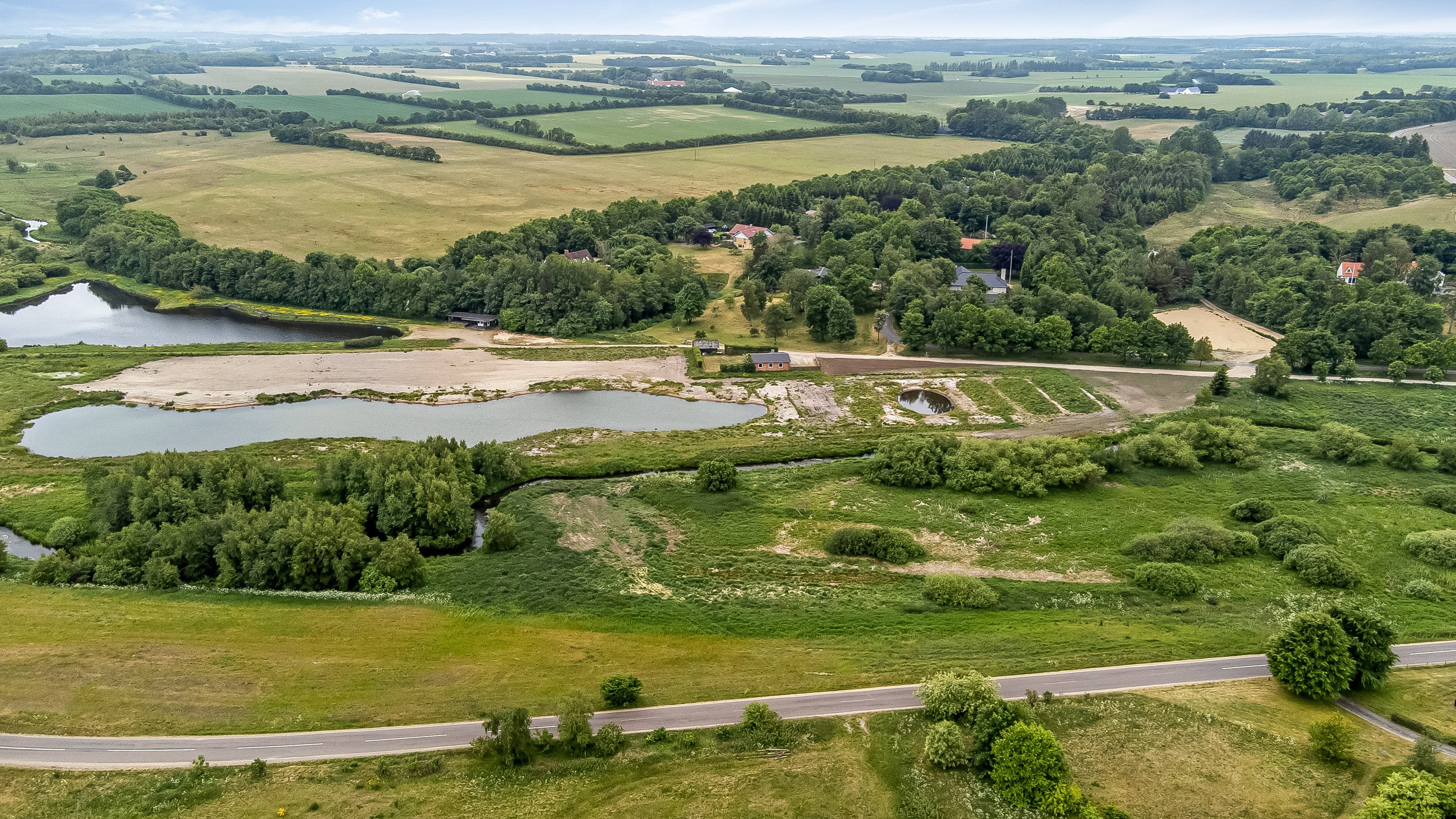 Fremhævet luftfoto billede i fuldskærmstilstand. Billede af Munkbrovej 15B, Nr Felding, 7500 Holstebro