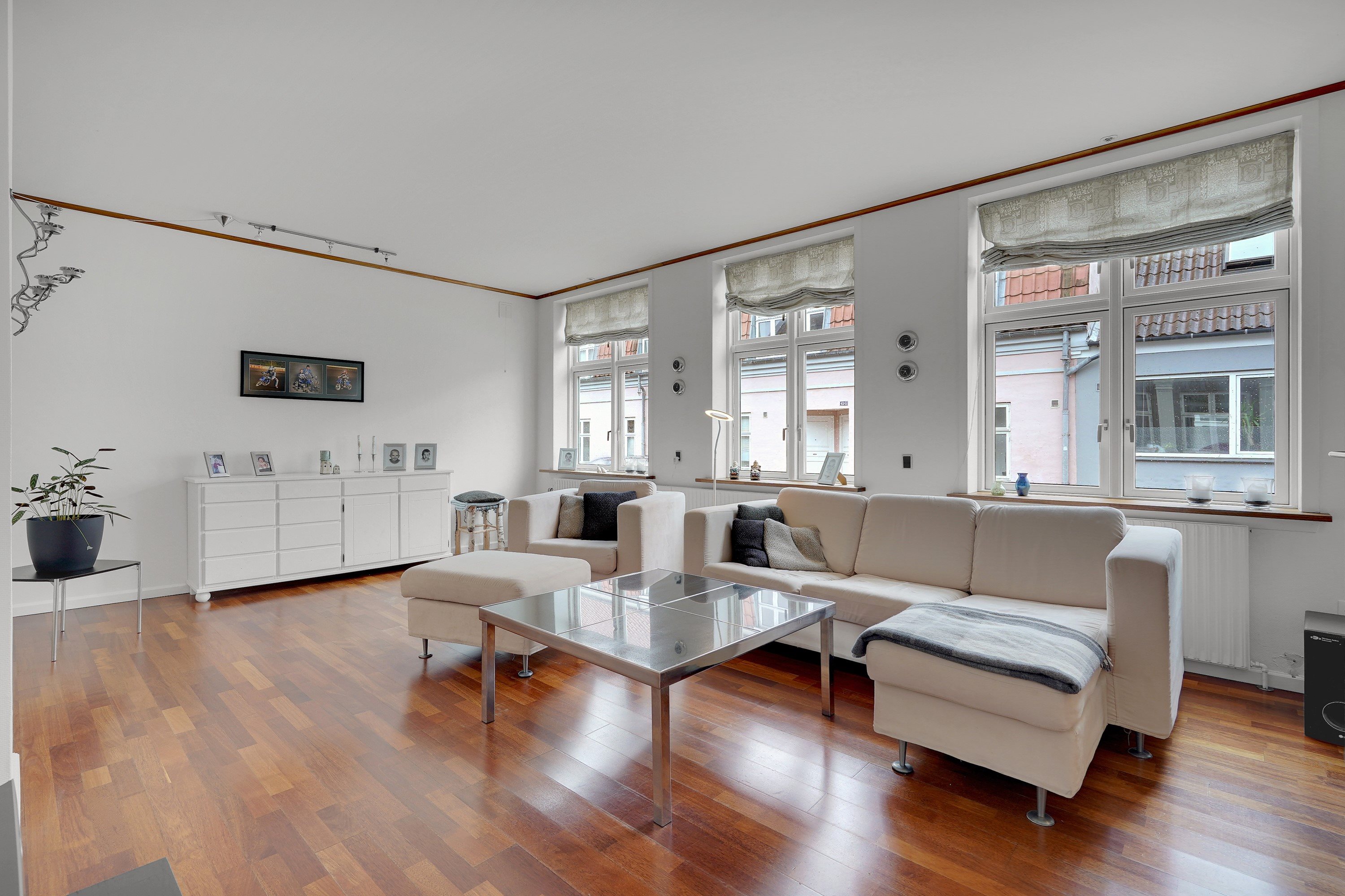 Fremhævet stue billede i fuldskærmstilstand. Billede af Storegade 42, 6800 Varde