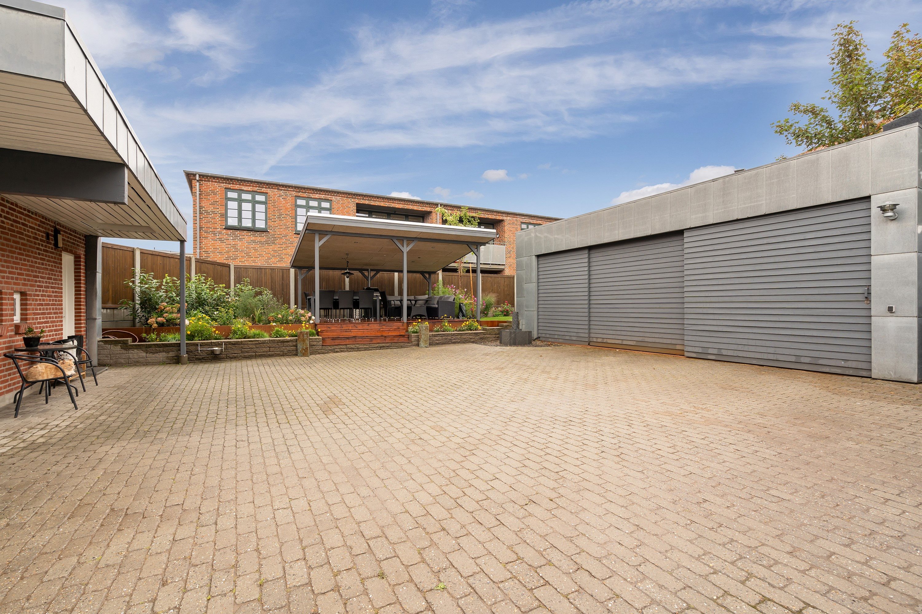 Fremhævet ejendommen billede i fuldskærmstilstand. Billede af Storegade 42, 6800 Varde