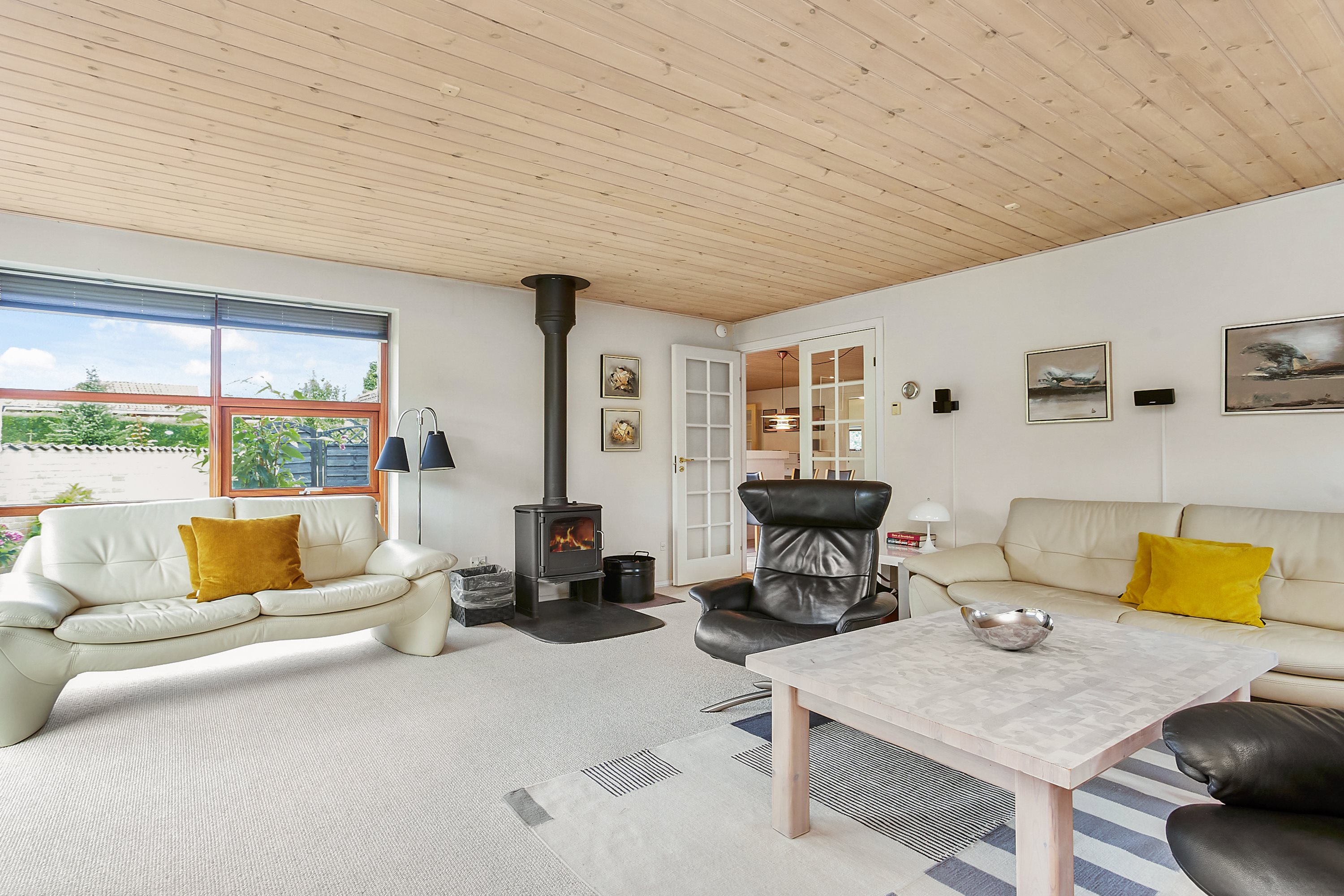 Fremhævet stue billede i fuldskærmstilstand. Billede af Skovparken 92, 8783 Hornsyld