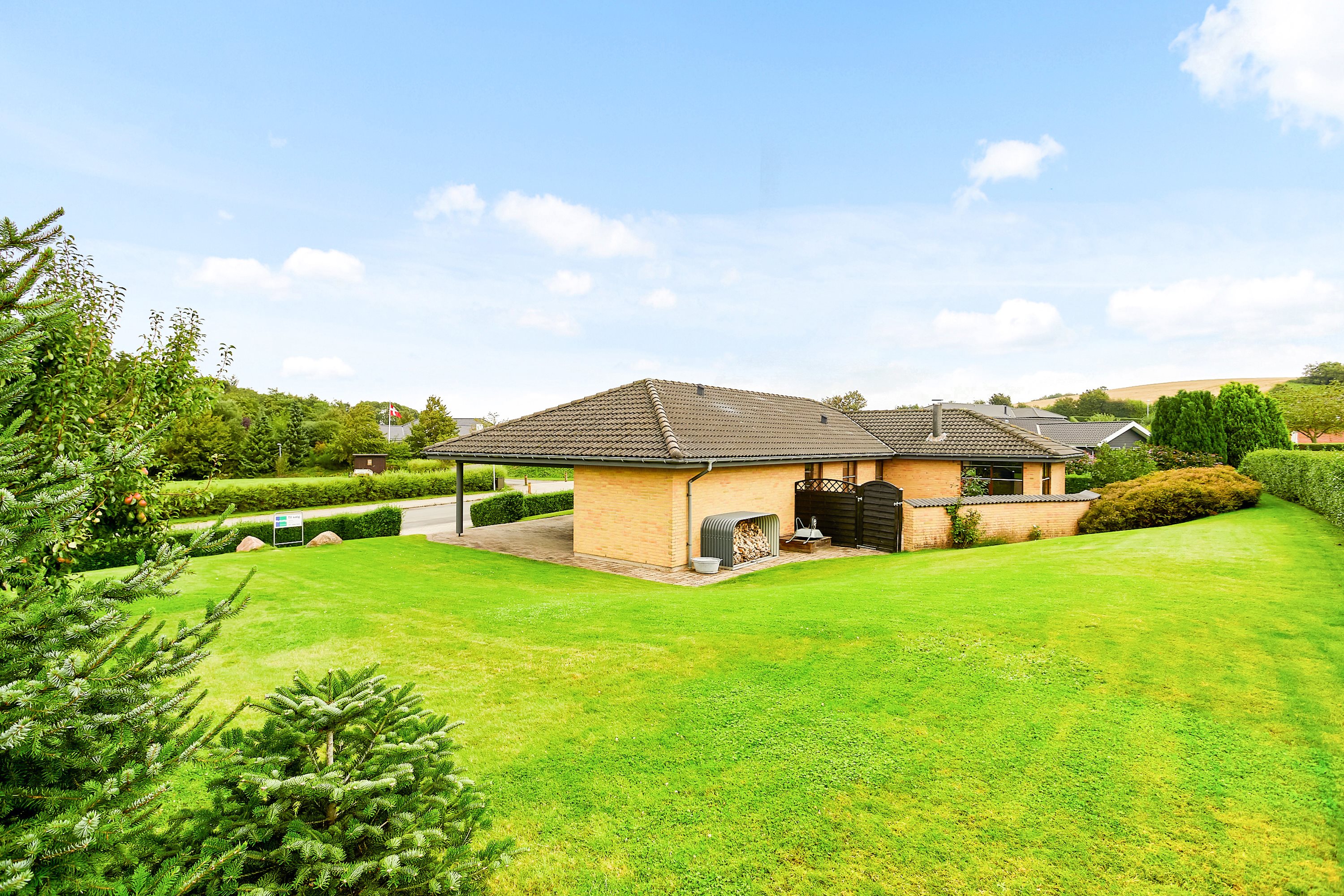 Fremhævet have billede i fuldskærmstilstand. Billede af Skovparken 92, 8783 Hornsyld