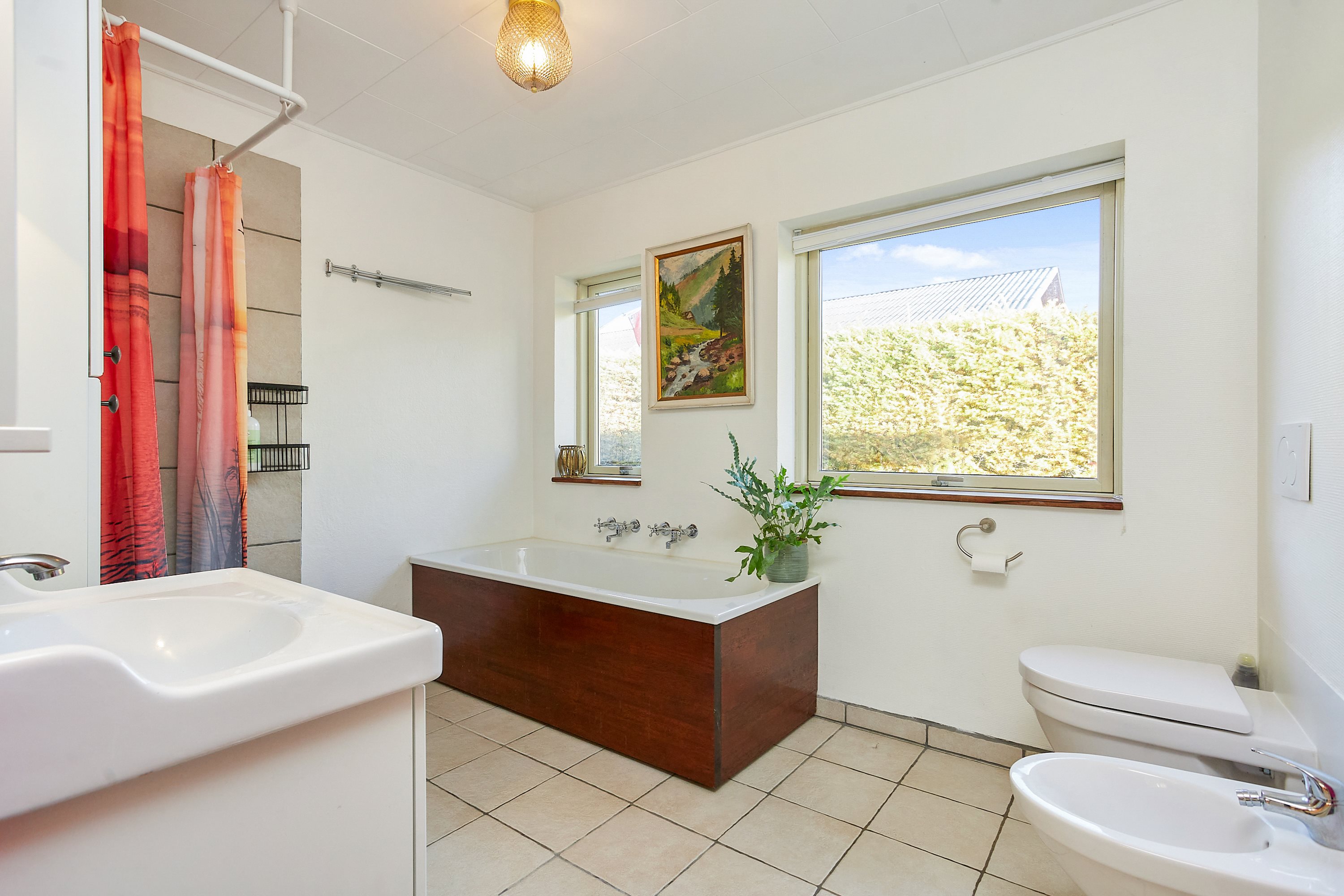 Fremhævet badeværelse billede i fuldskærmstilstand. Billede af Birkevej 7, 8783 Hornsyld