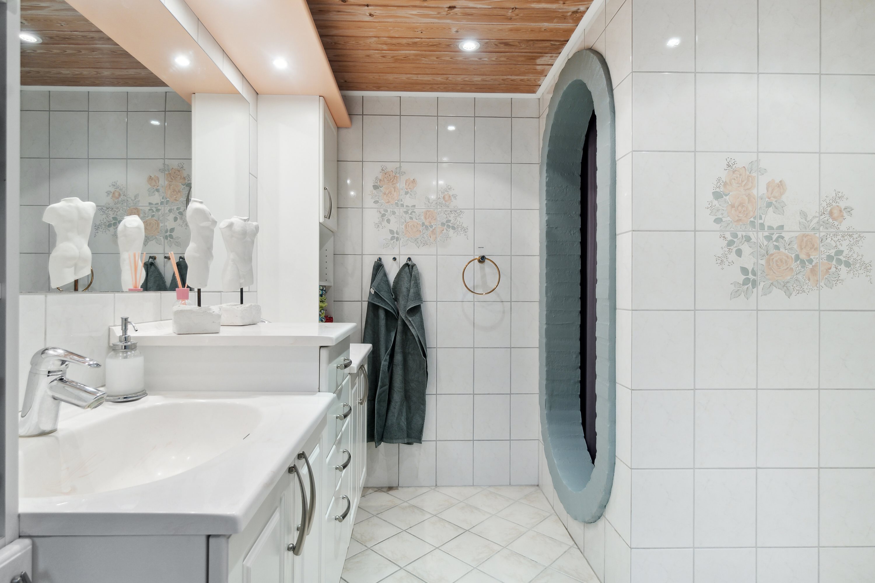 Fremhævet badeværelse billede i fuldskærmstilstand. Billede af Nyborgvej 25, 5550 Langeskov