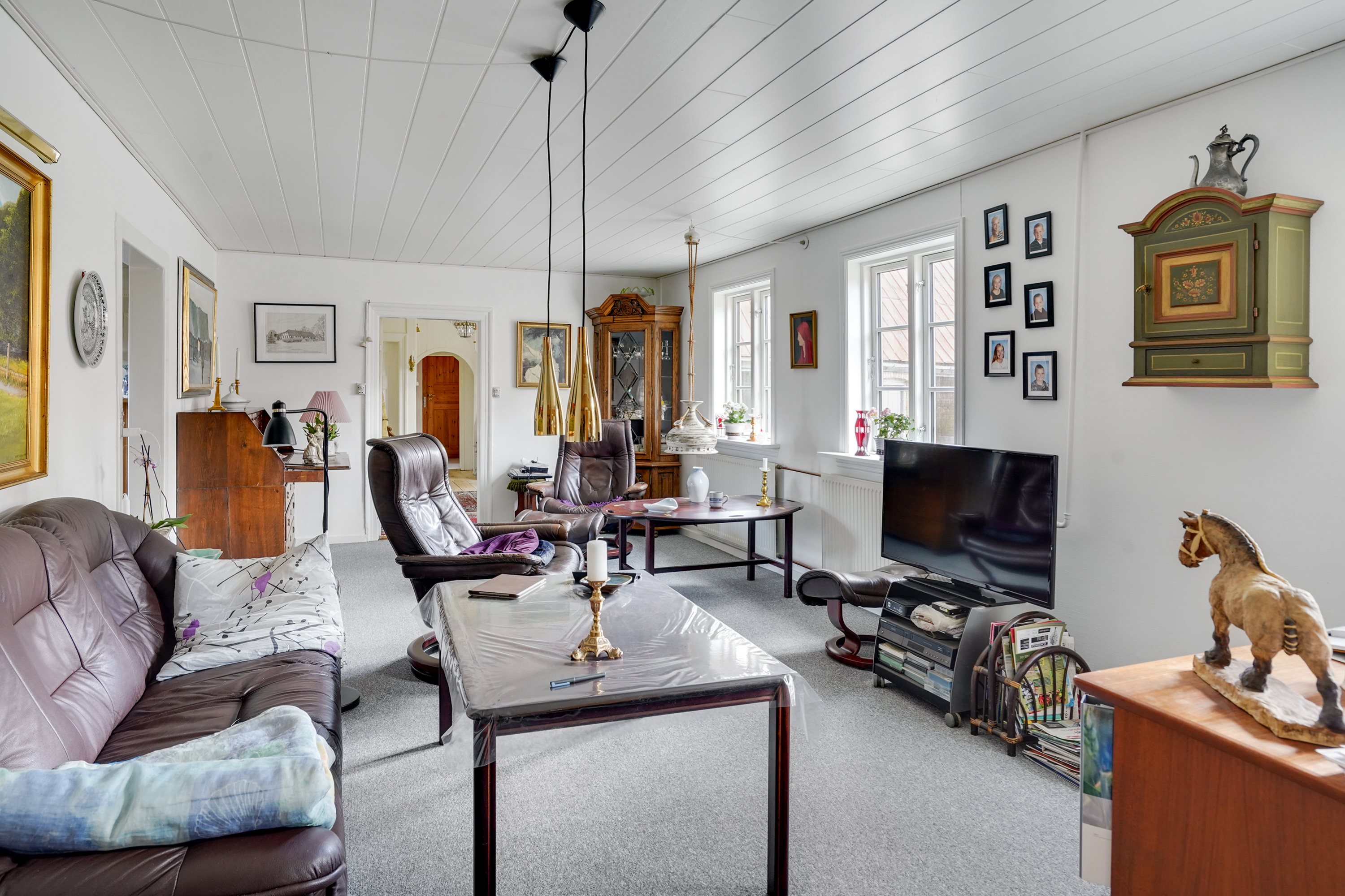 Fremhævet stue billede i fuldskærmstilstand. Billede af Vollerup Gårde 7, 4200 Slagelse