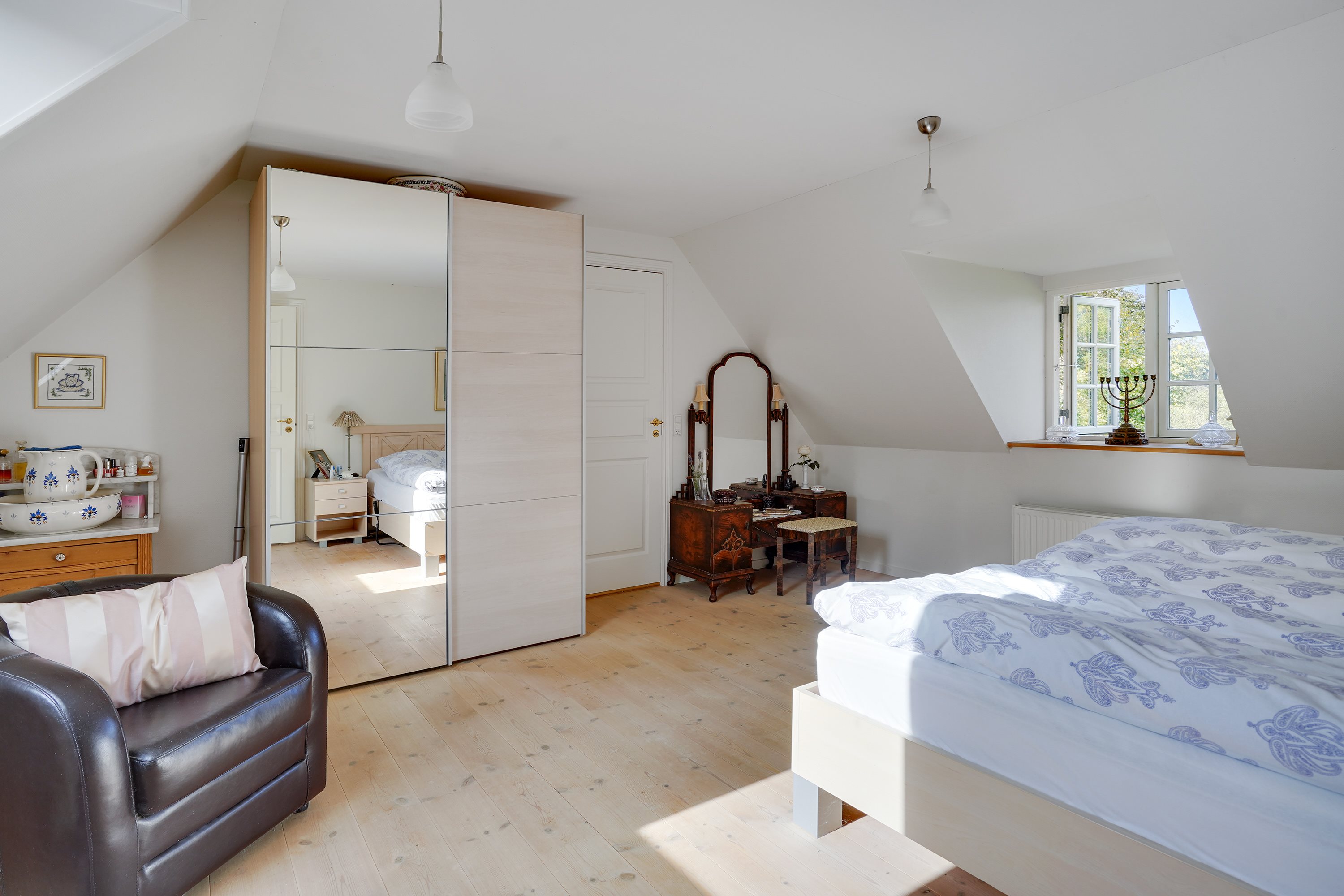 Fremhævet værelse billede i fuldskærmstilstand. Billede af Vollerup Gårde 7, 4200 Slagelse