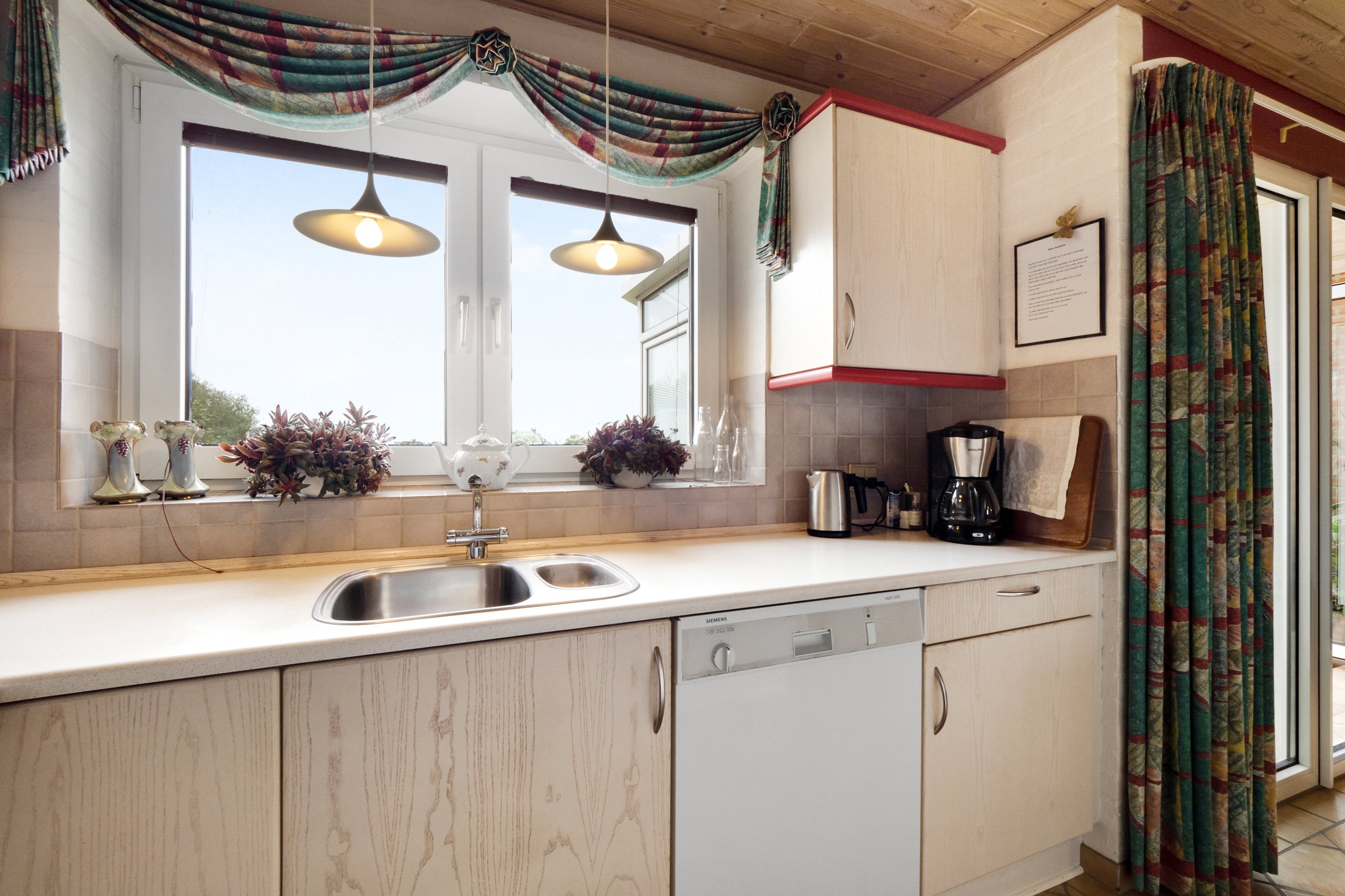 Fremhævet køkken billede i fuldskærmstilstand. Billede af Gammel Vodstrupvej 12, Vodstrup, 7900 Nykøbing M