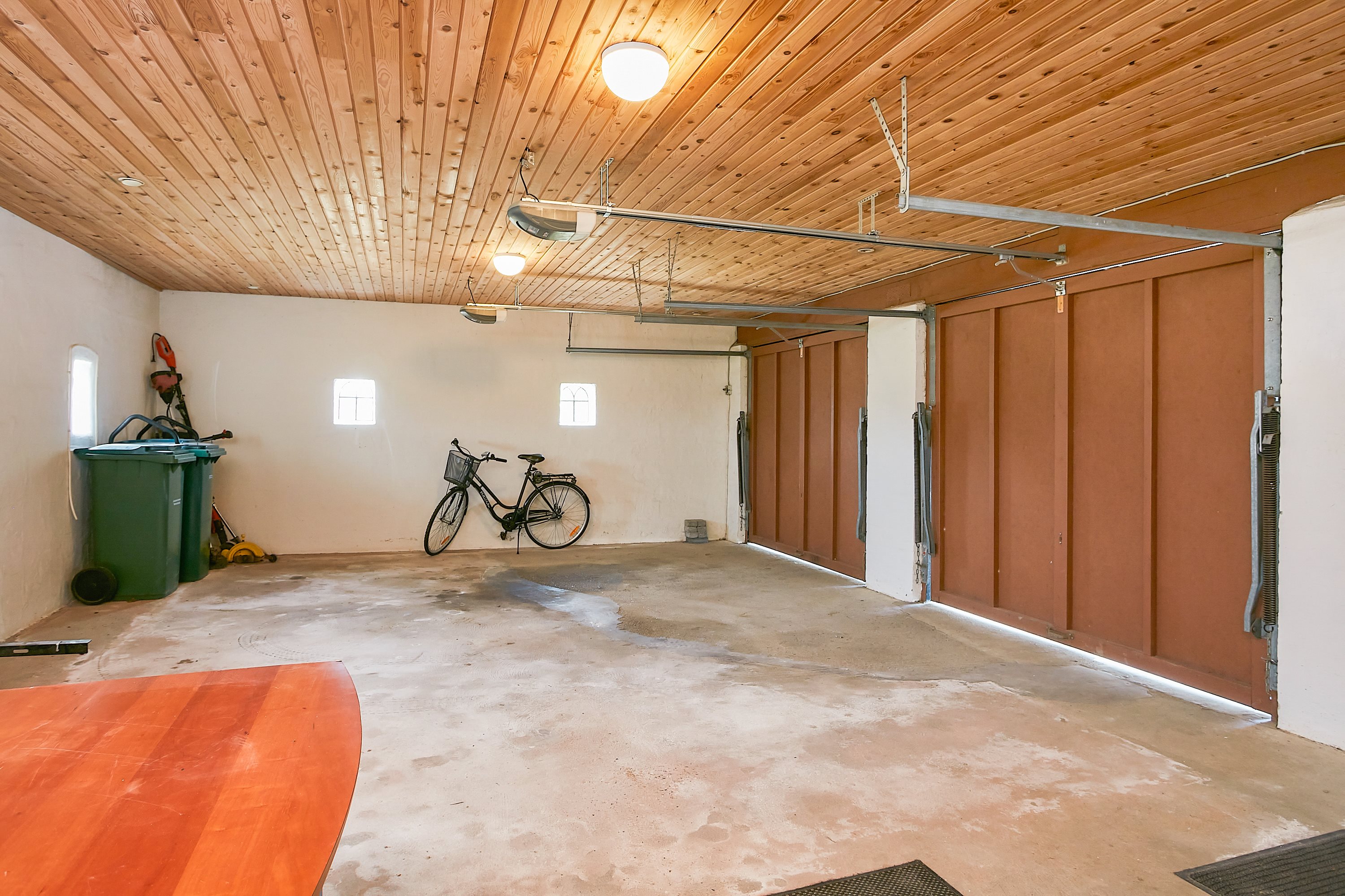 Fremhævet garage billede i fuldskærmstilstand. Billede af Sverrigsvej 5, Klakring, 7130 Juelsminde