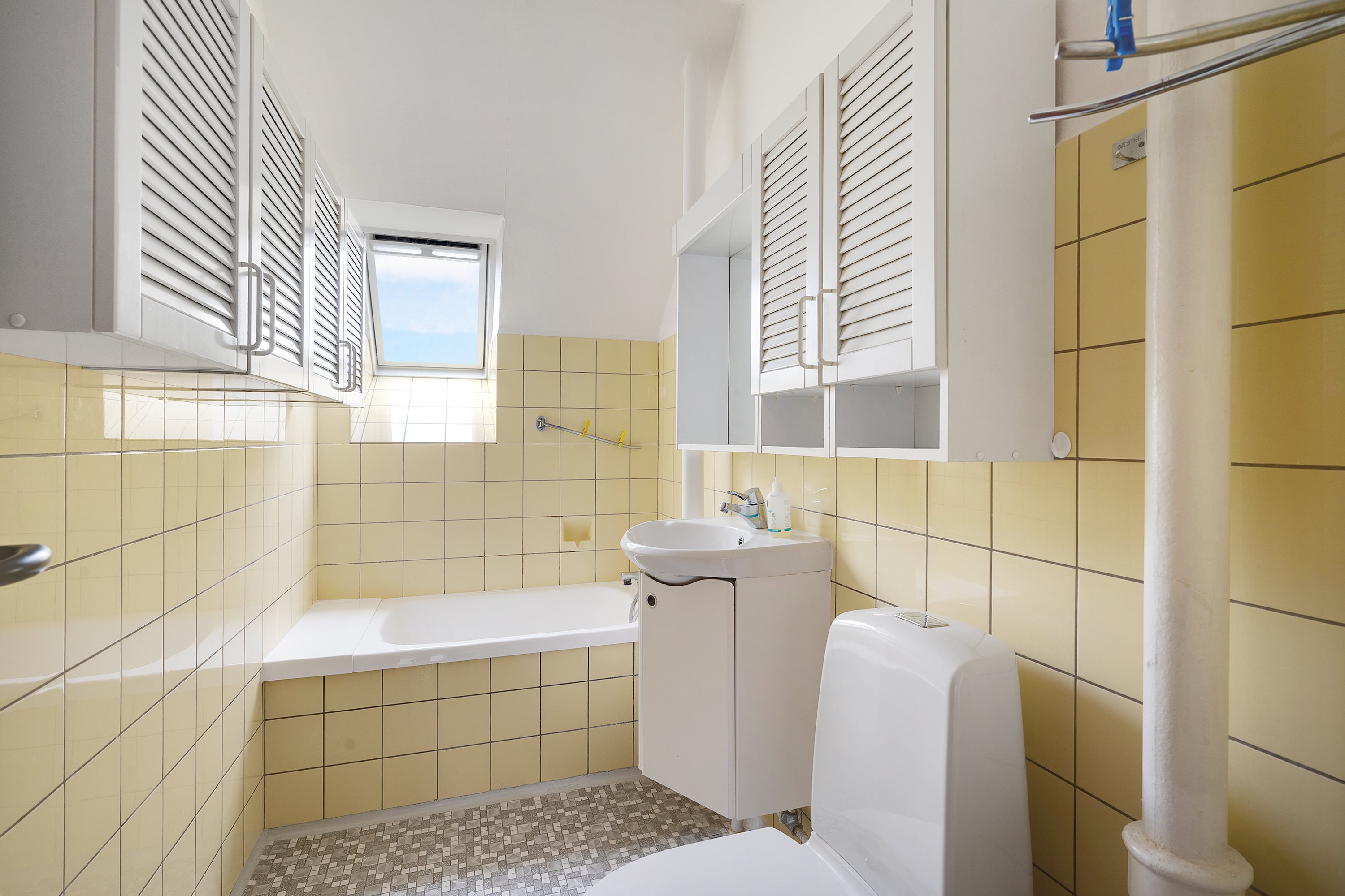 Fremhævet badeværelse billede i fuldskærmstilstand. Billede af Overgade 28, 8400 Ebeltoft