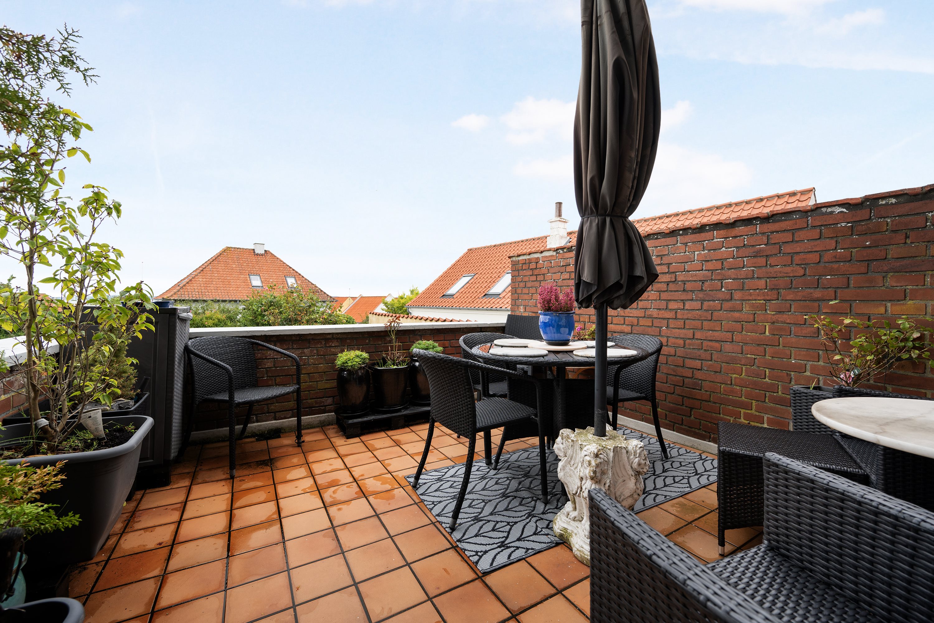 Fremhævet terrasse billede i fuldskærmstilstand. Billede af Overgade 28, 8400 Ebeltoft