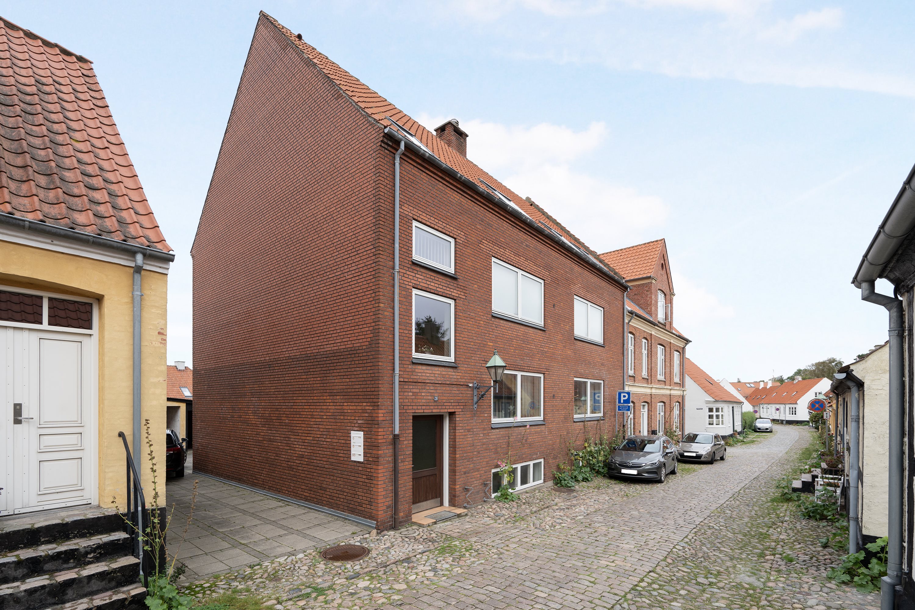 Fremhævet ejendommen billede i fuldskærmstilstand. Billede af Overgade 28, 8400 Ebeltoft