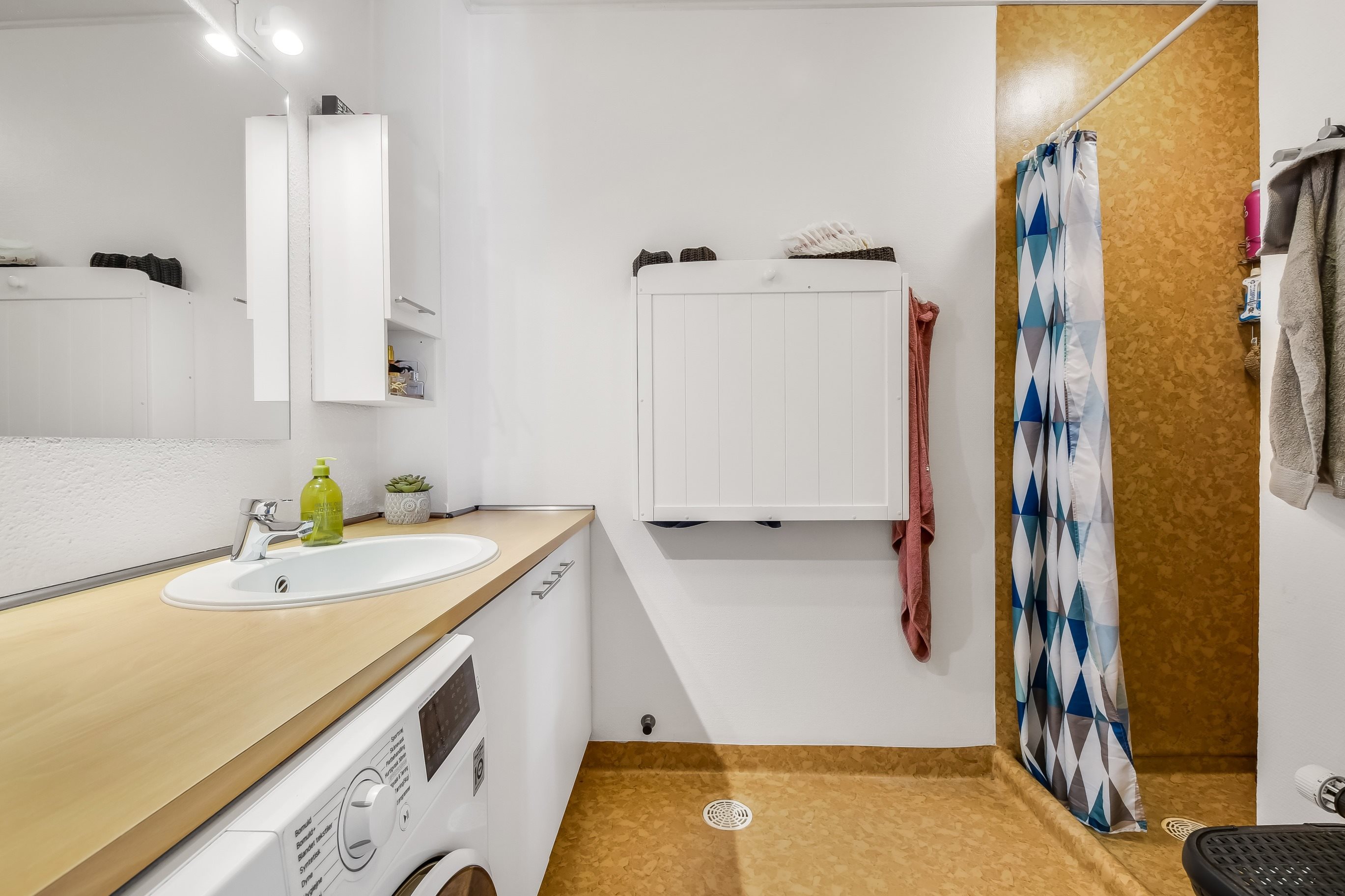 Fremhævet badeværelse billede i fuldskærmstilstand. Billede af Helgolandsgade 29A, 7500 Holstebro