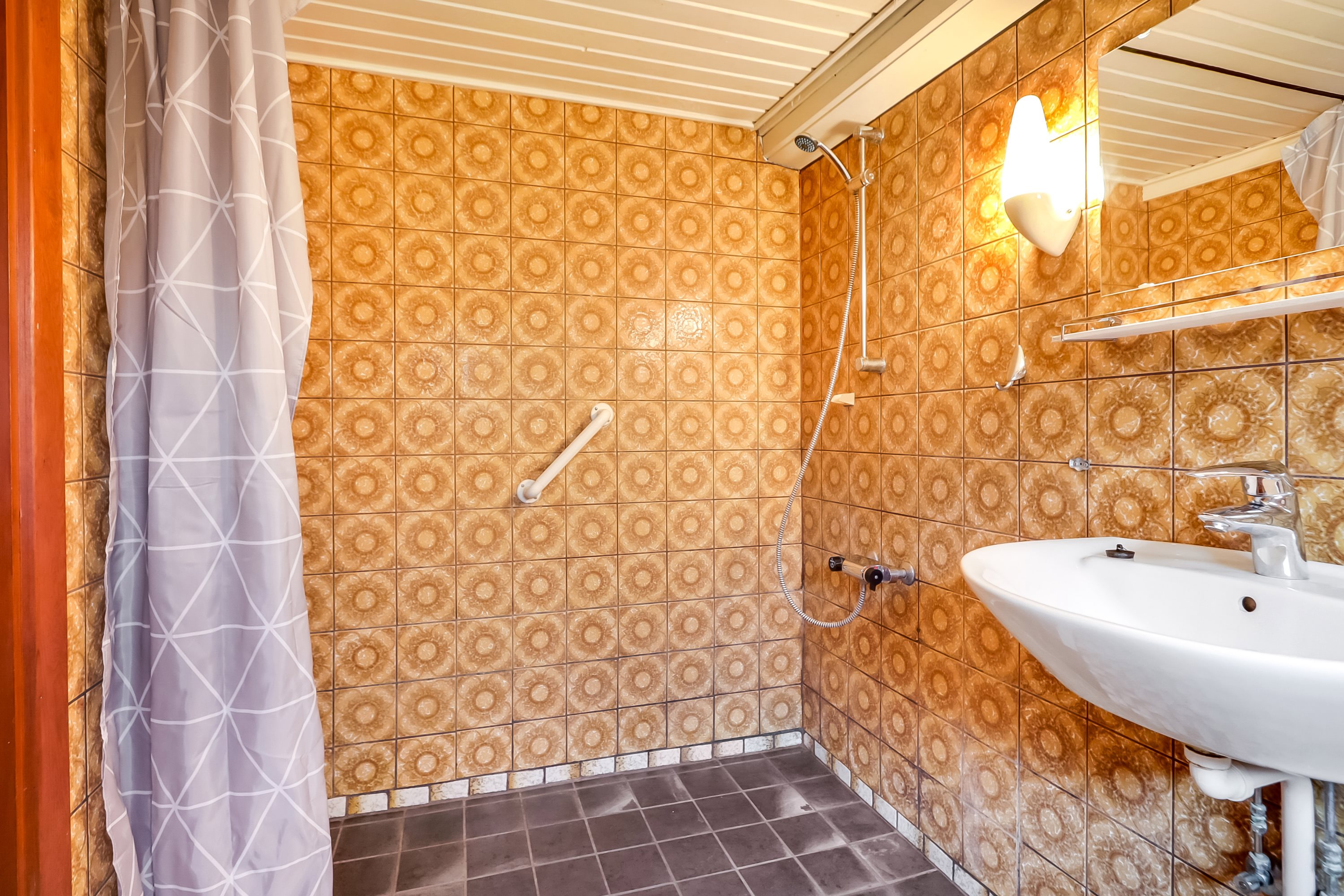 Fremhævet badeværelse billede i fuldskærmstilstand. Billede af Østerskovvej 37, Østerskov, 5932 Humble