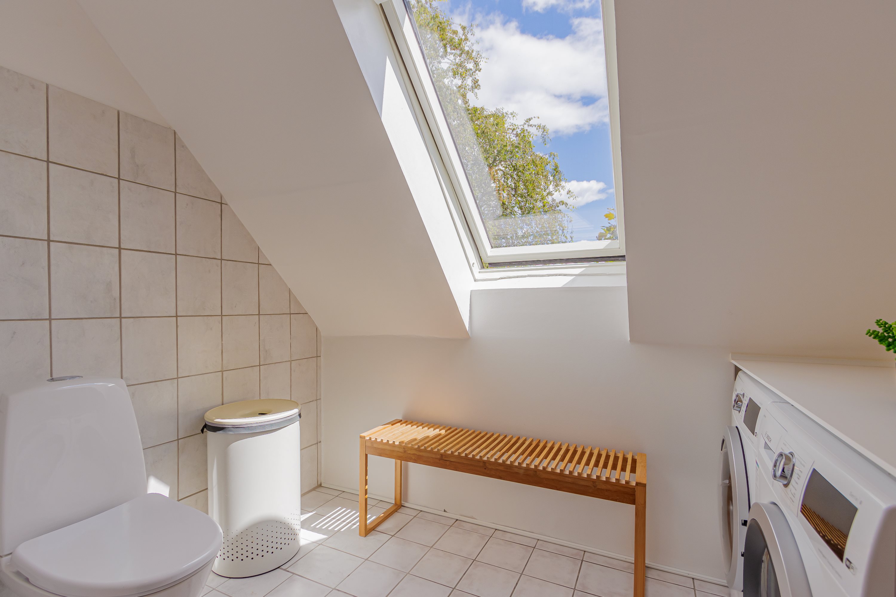 Fremhævet badeværelse billede i fuldskærmstilstand. Billede af Strandvejen 152, Hou, 9370 Hals