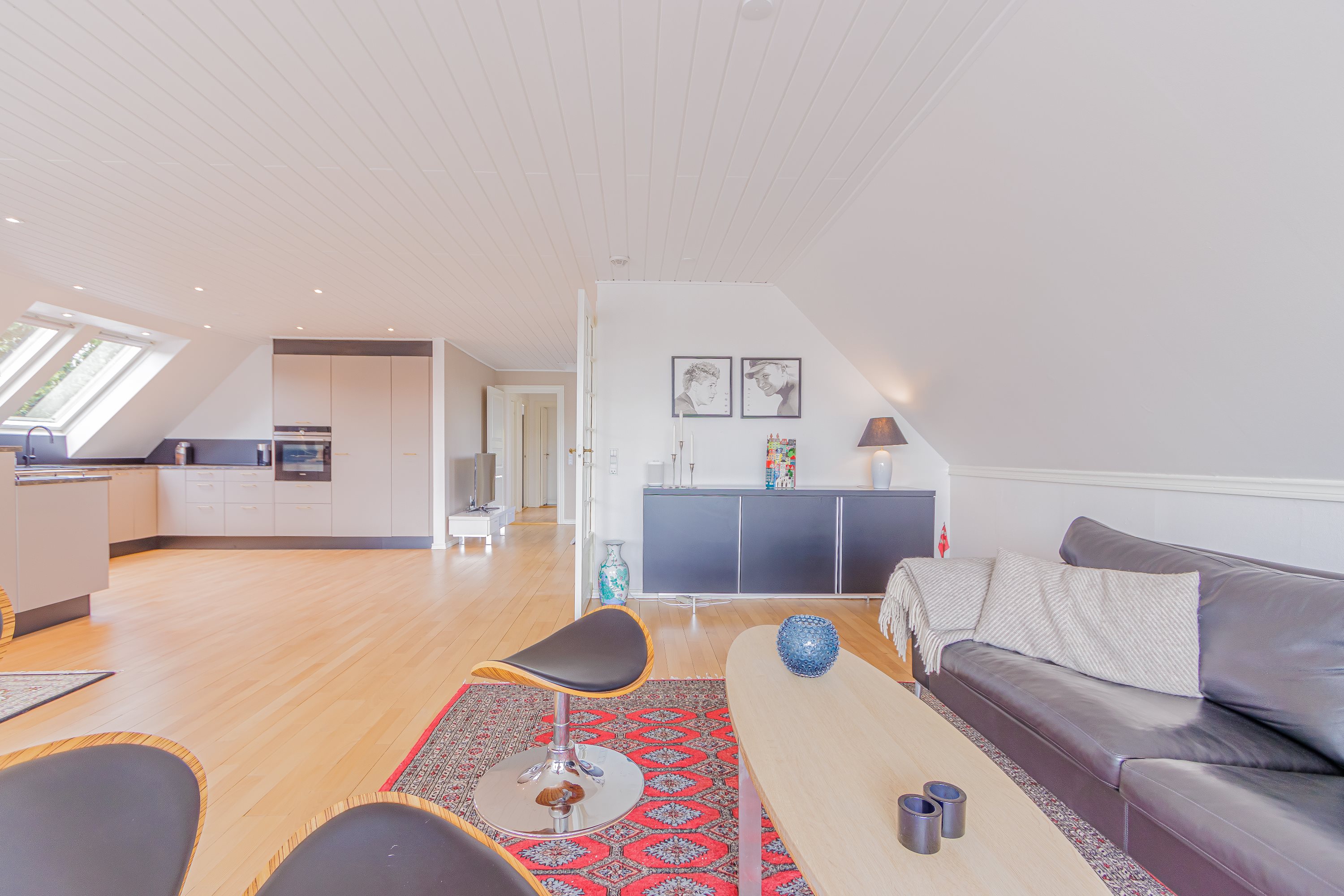 Fremhævet stue billede i fuldskærmstilstand. Billede af Strandvejen 152, Hou, 9370 Hals