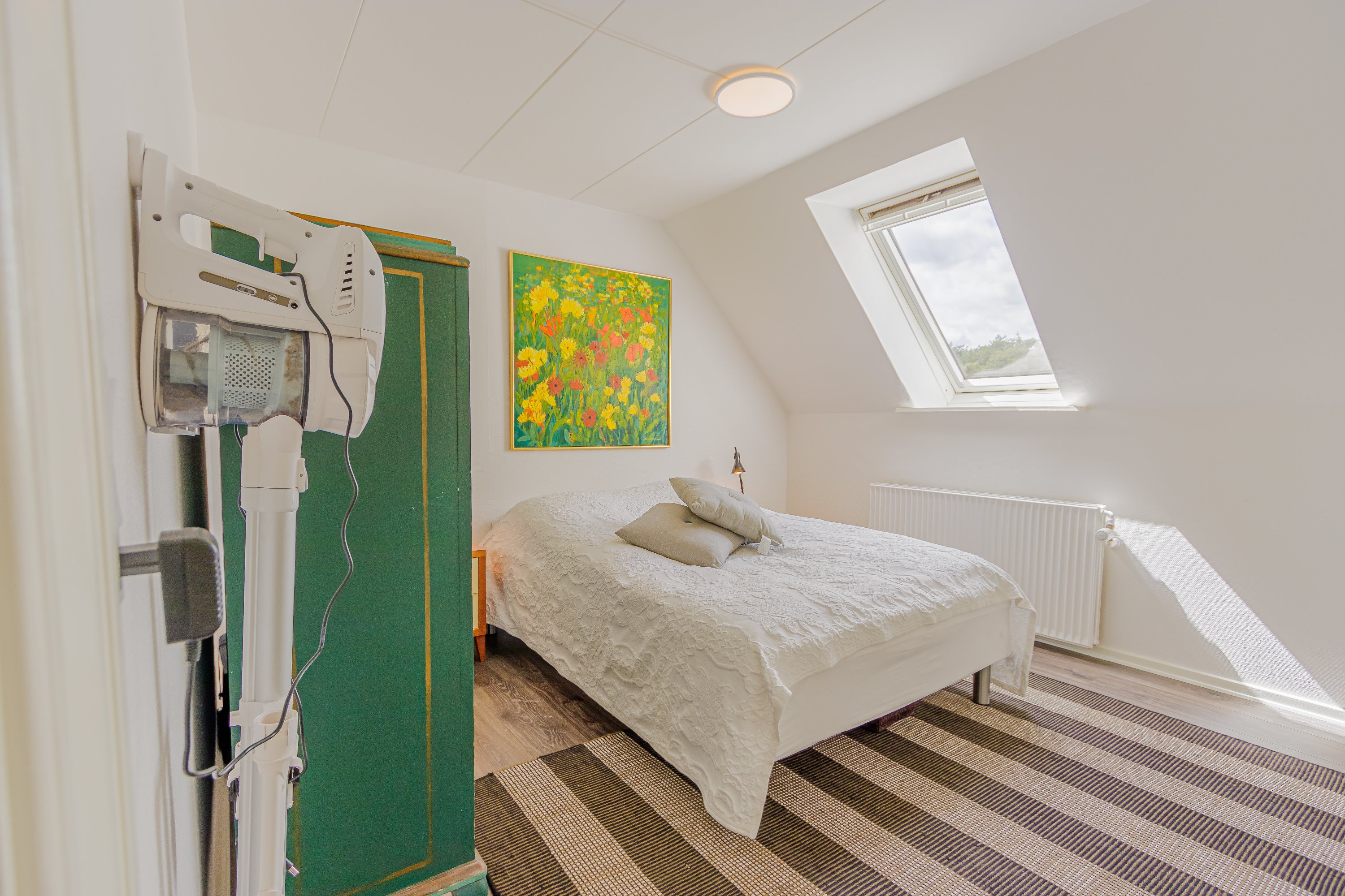 Fremhævet værelse billede i fuldskærmstilstand. Billede af Strandvejen 152, Hou, 9370 Hals