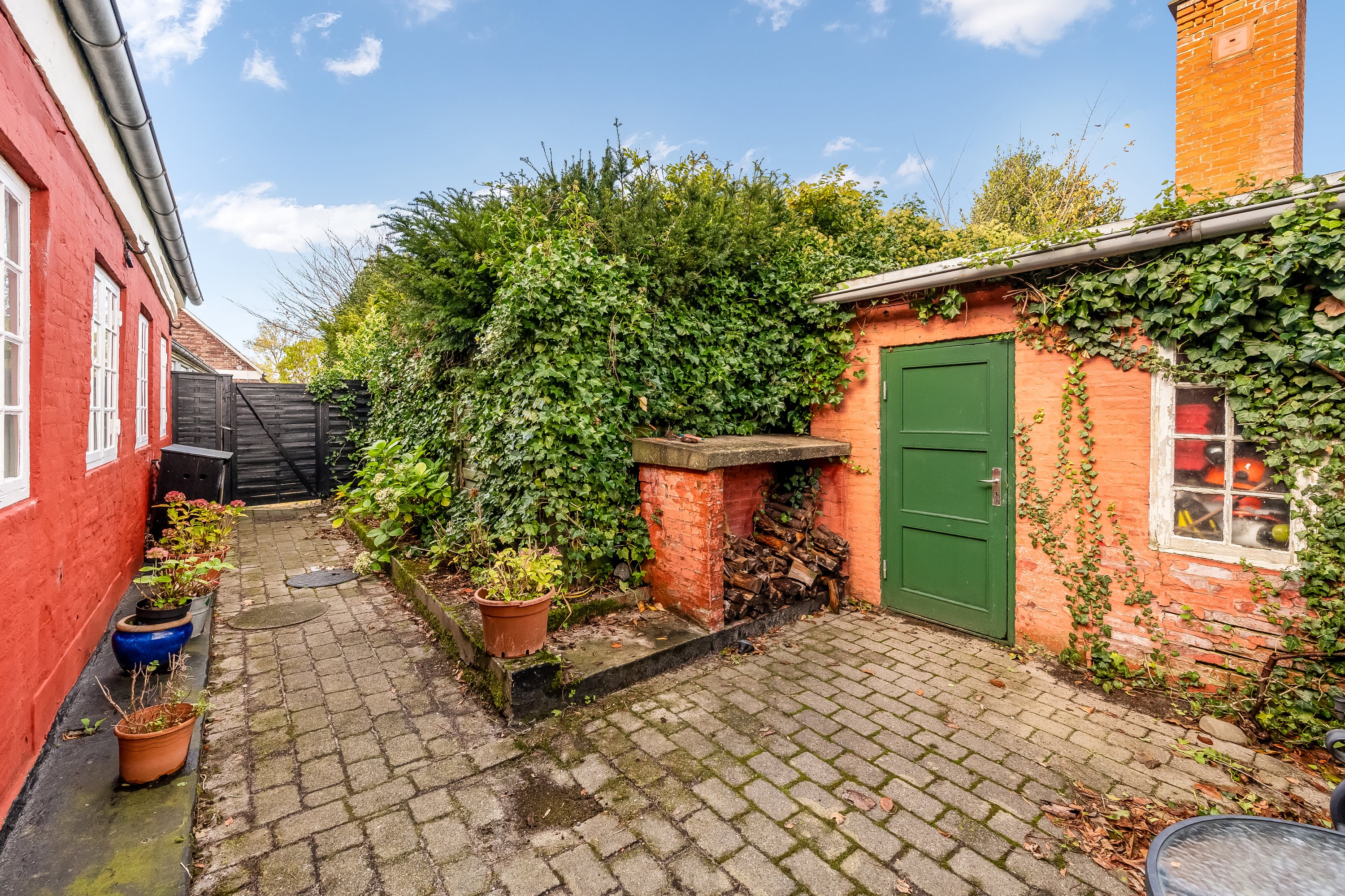 Fremhævet terrasse billede i fuldskærmstilstand. Billede af Hovedgaden 69, Nordby, 6720 Fanø