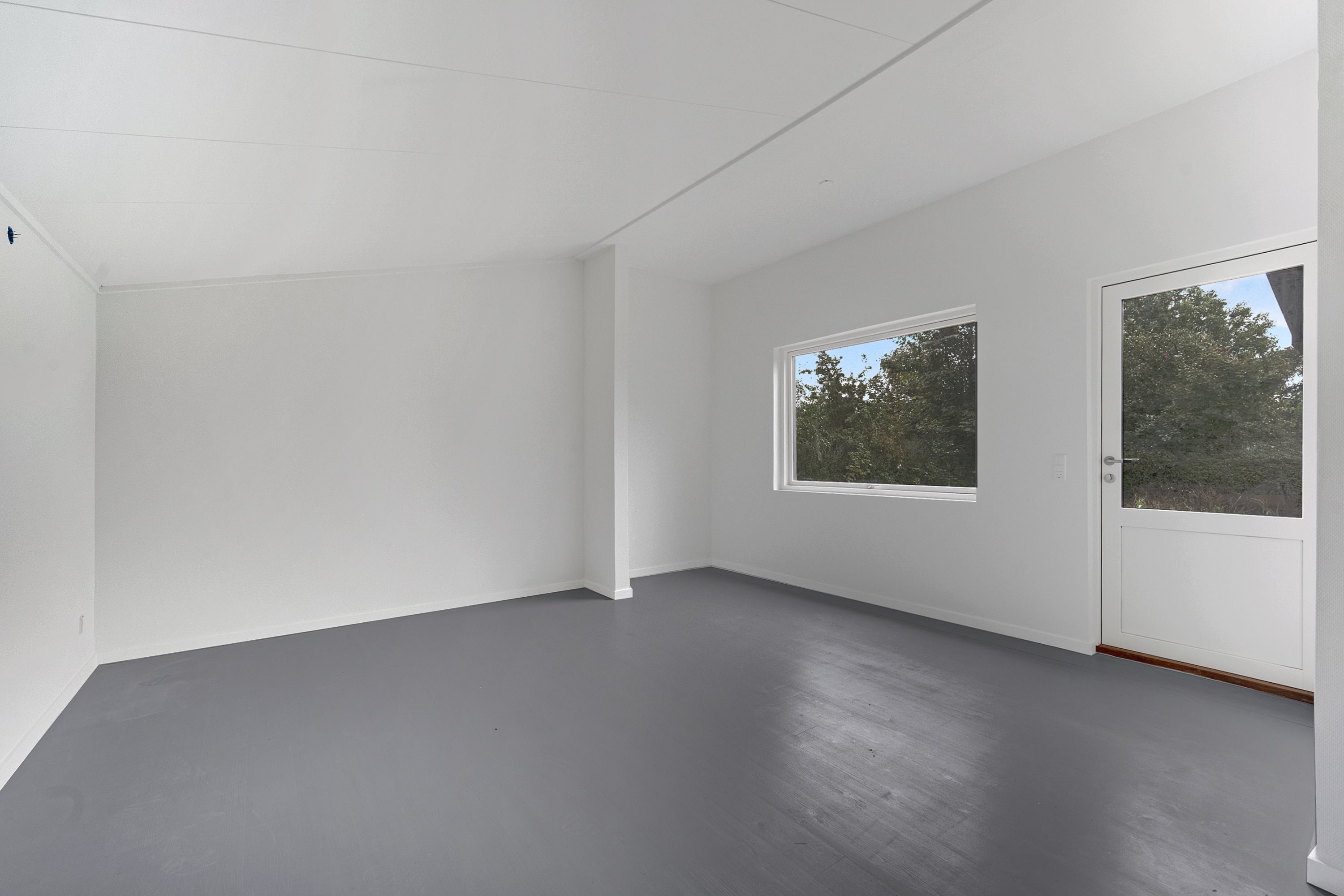 Fremhævet stue billede i fuldskærmstilstand. Billede af Møgelvangsvej 12, Dalbyover, 8970 Havndal