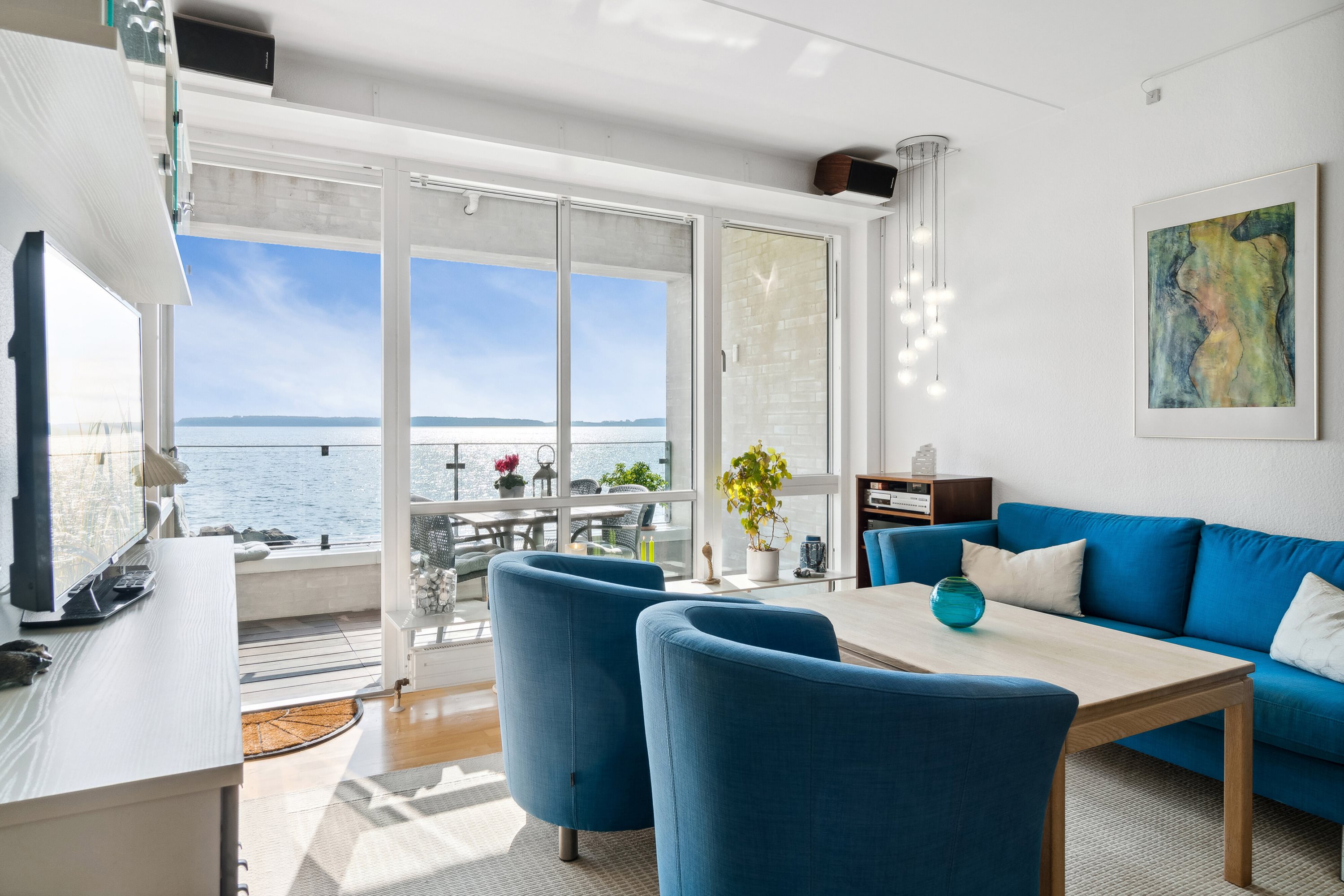 Fremhævet stue billede i fuldskærmstilstand. Billede af Kystvejen 7B, 1. tv., 4400 Kalundborg