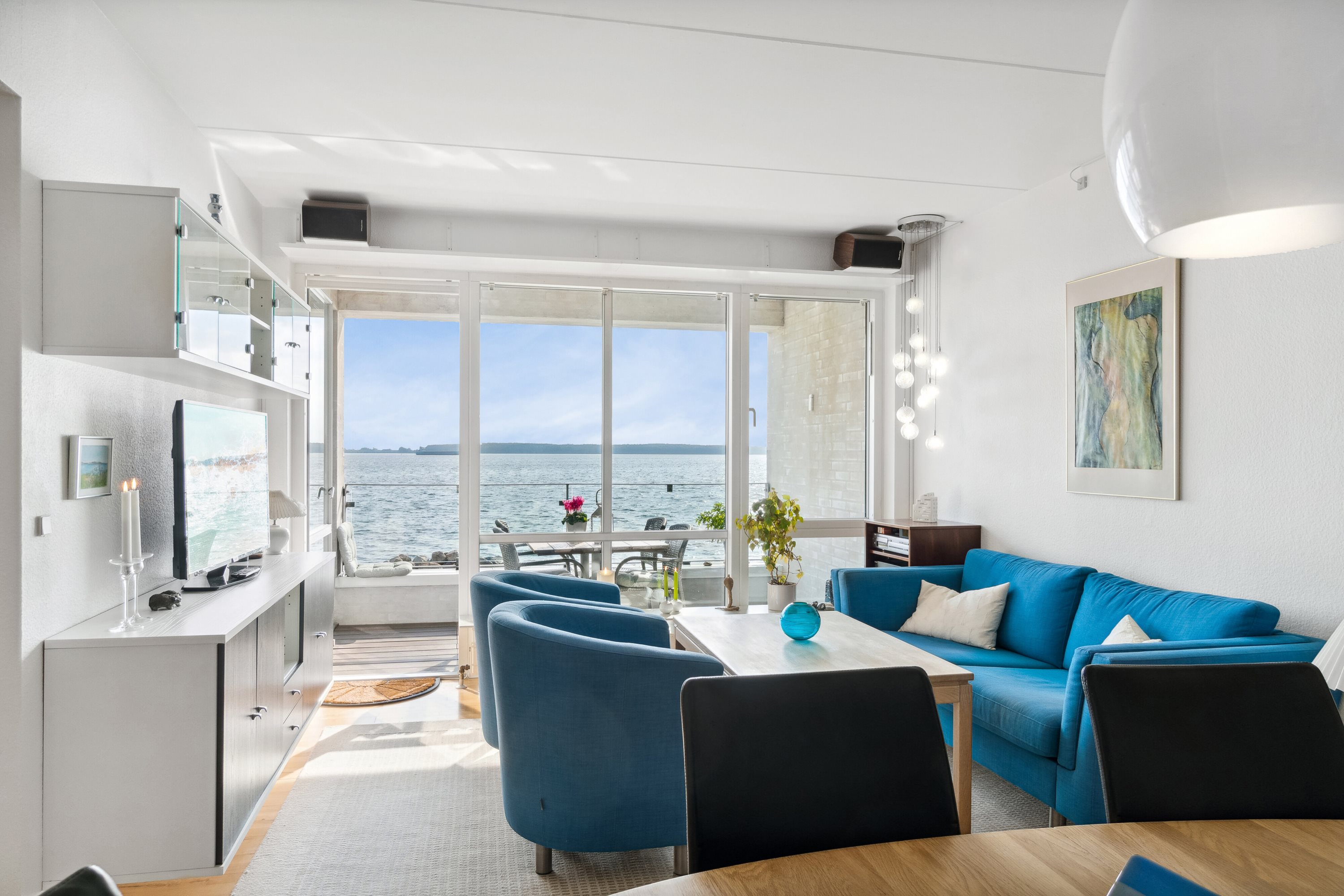 Fremhævet stue billede i fuldskærmstilstand. Billede af Kystvejen 7B, 1. tv., 4400 Kalundborg