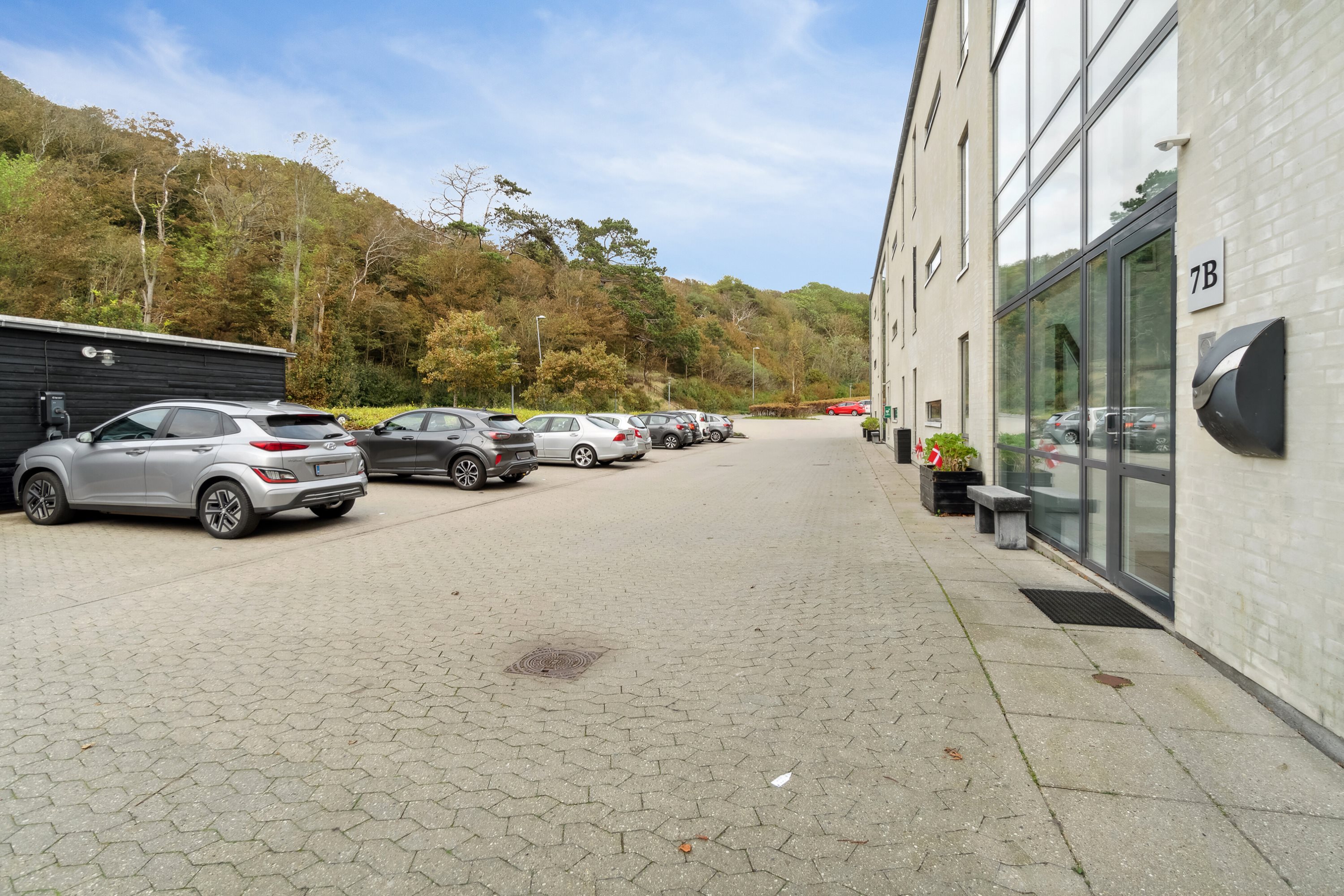 Fremhævet udendørs billede i fuldskærmstilstand. Billede af Kystvejen 7B, 1. tv., 4400 Kalundborg