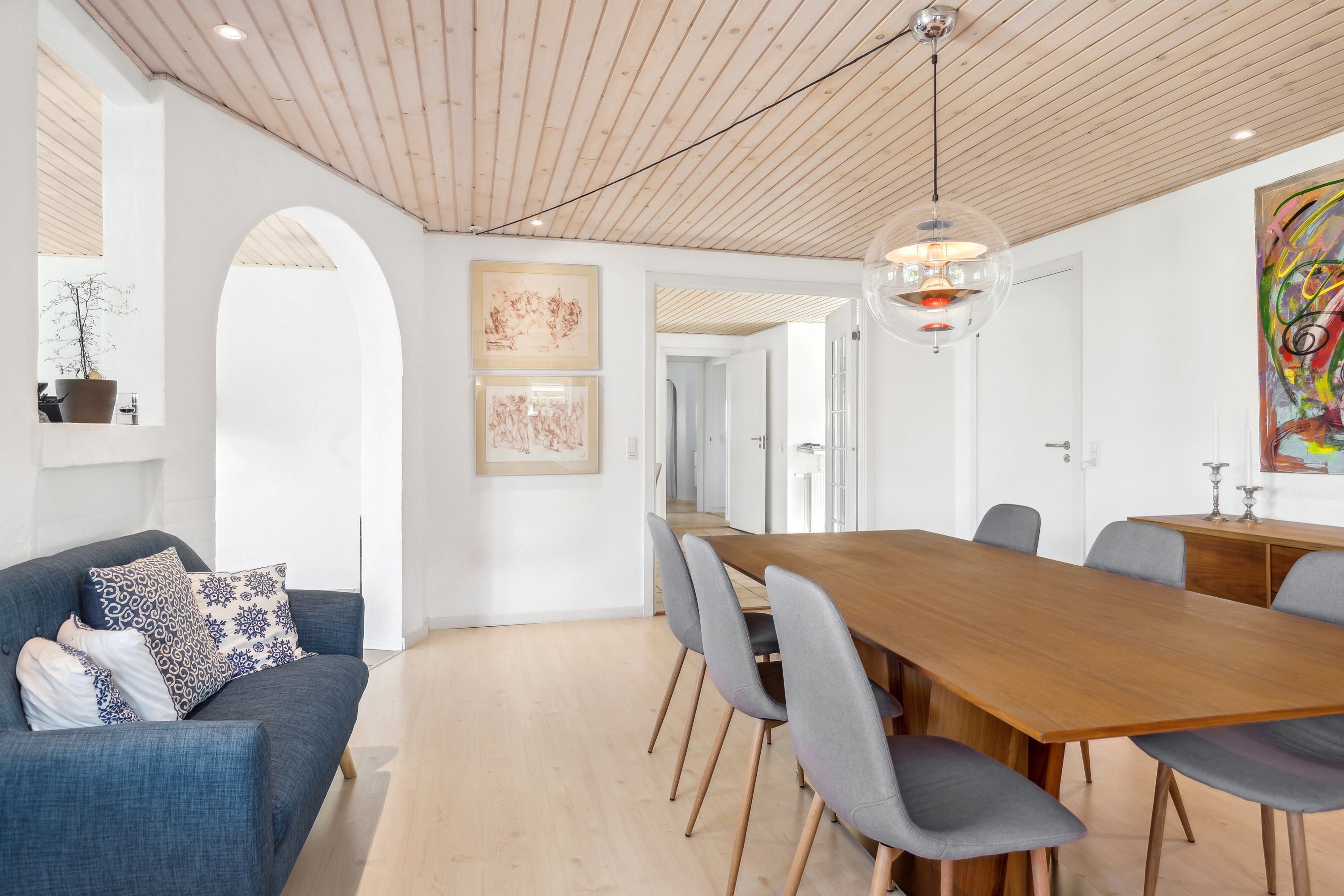 Fremhævet spisestue billede i fuldskærmstilstand. Billede af Krokusvænget 6, Otterup, 5450 Otterup