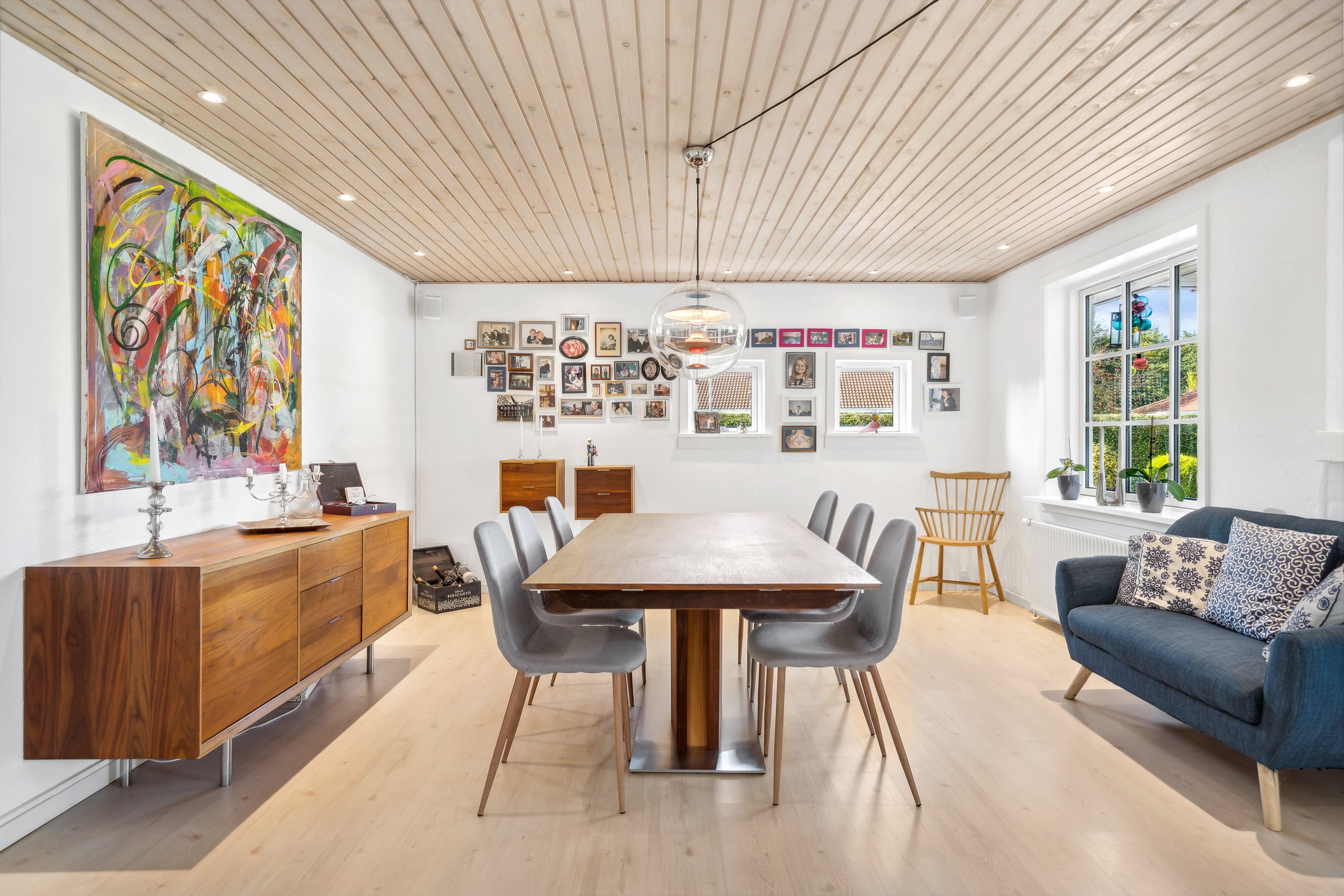 Fremhævet spisestue billede i fuldskærmstilstand. Billede af Krokusvænget 6, Otterup, 5450 Otterup