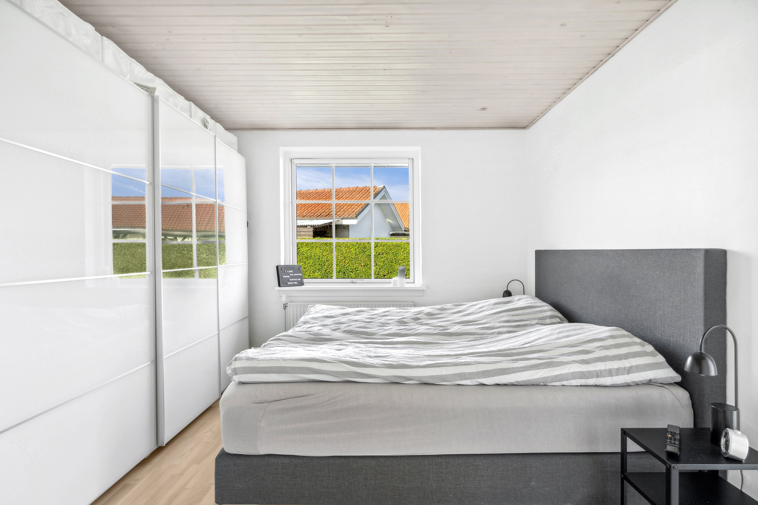 Fremhævet soveværelse billede i fuldskærmstilstand. Billede af Krokusvænget 6, Otterup, 5450 Otterup