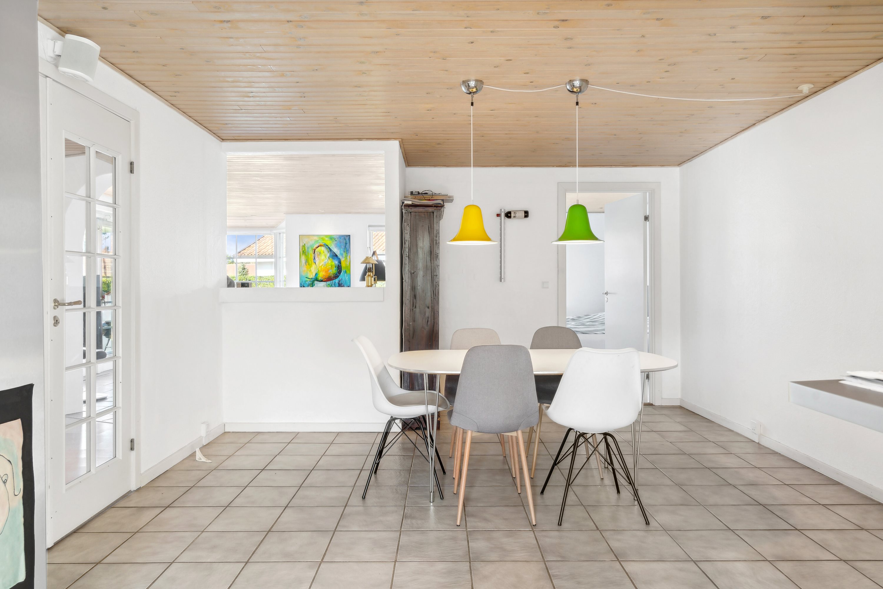 Fremhævet spiseplads i køkkenet billede i fuldskærmstilstand. Billede af Krokusvænget 6, Otterup, 5450 Otterup