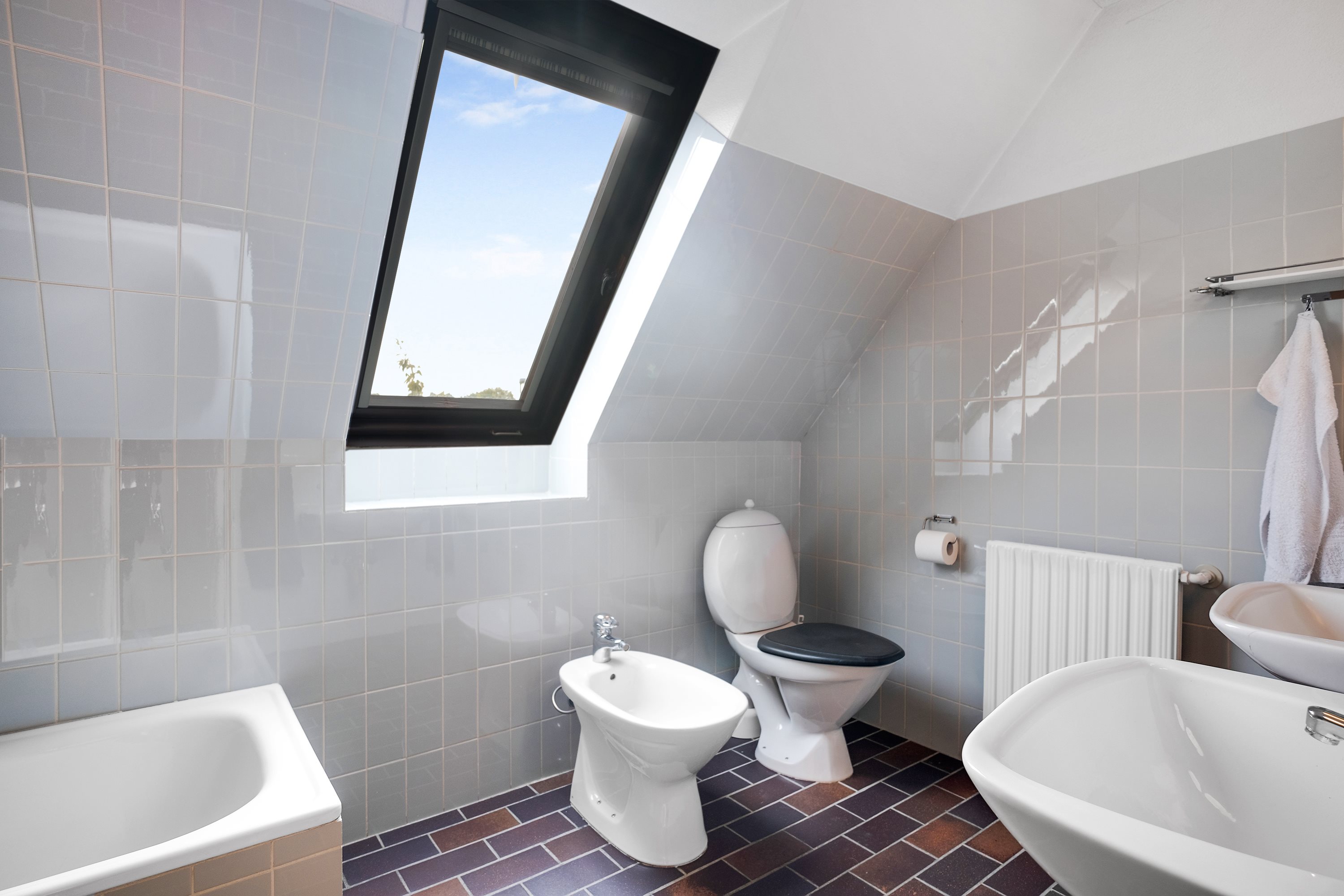 Fremhævet badeværelse billede i fuldskærmstilstand. Billede af Ved Grotten 19, 5610 Assens