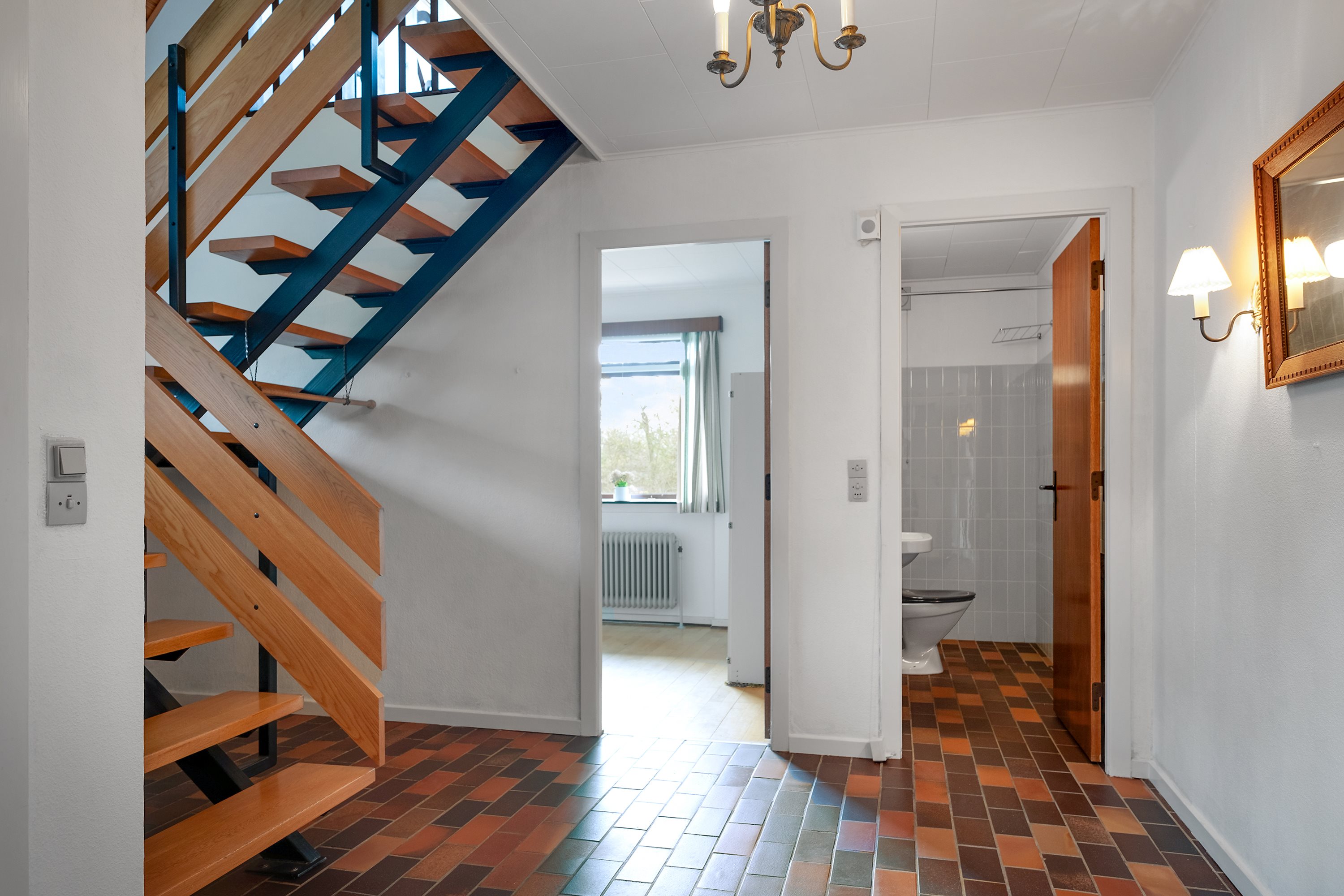 Fremhævet gang billede i fuldskærmstilstand. Billede af Ved Grotten 19, 5610 Assens