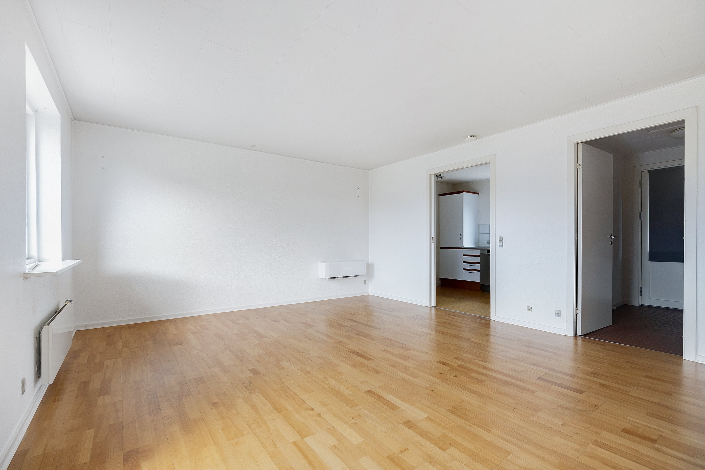 Fremhævet stue billede i fuldskærmstilstand. Billede af Agertoften 5C, 9460 Brovst