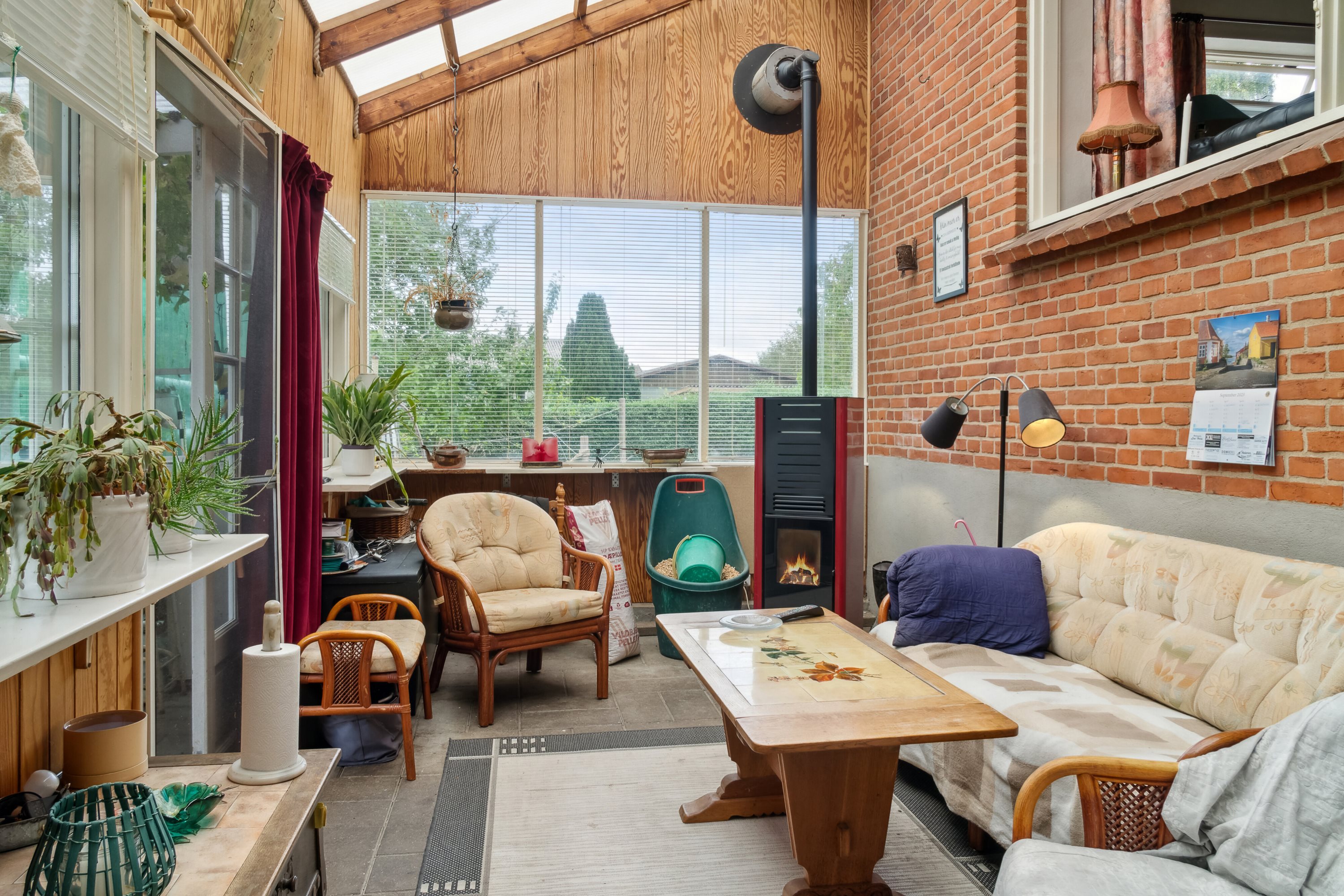 Fremhævet pejsestue billede i fuldskærmstilstand. Billede af Birkevej 5, 4720 Præstø