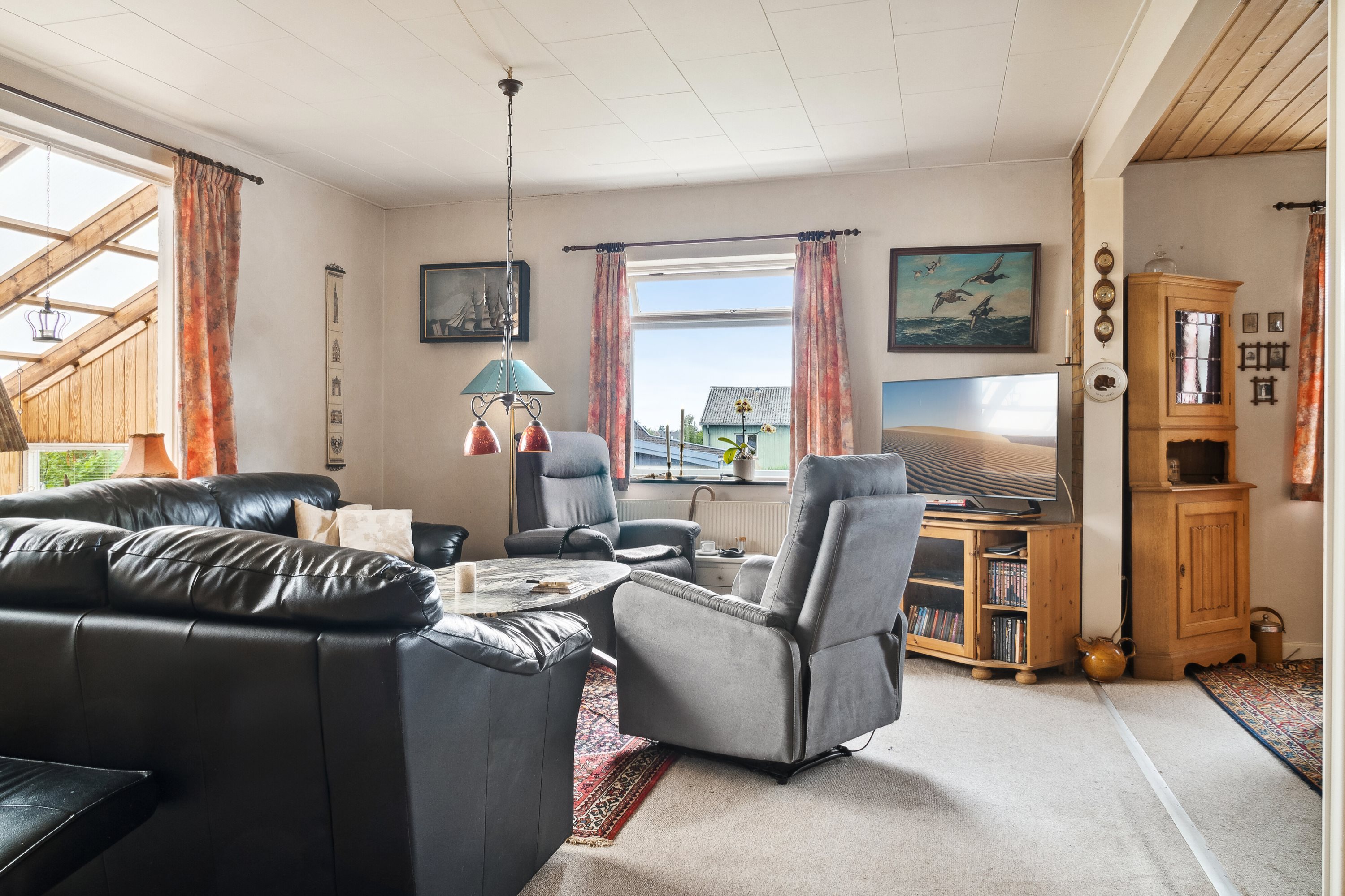 Fremhævet stue billede i fuldskærmstilstand. Billede af Birkevej 5, 4720 Præstø