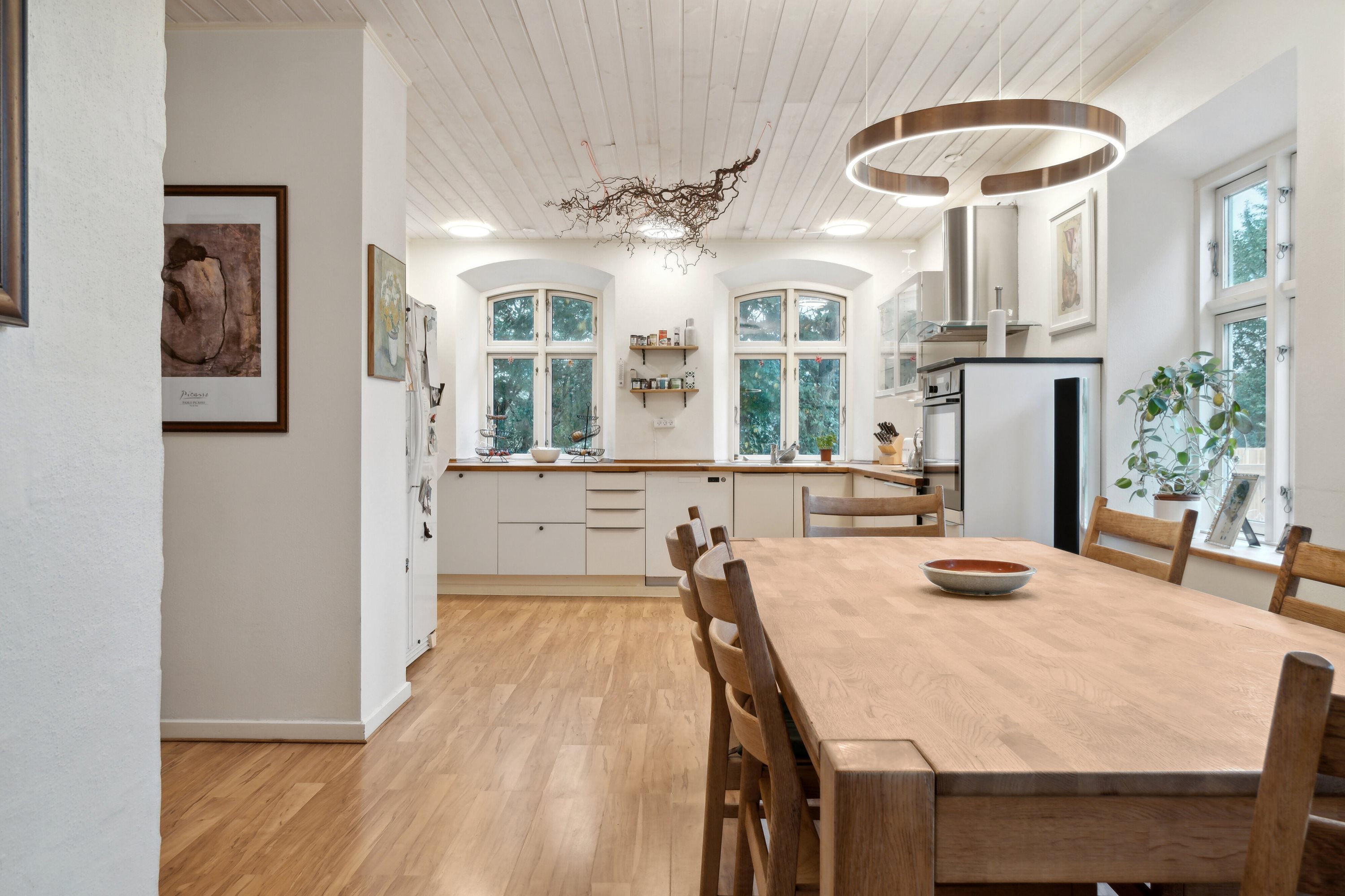 Fremhævet spisestue billede i fuldskærmstilstand. Billede af Volderslev Bygade 7B, Volderslev, 5260 Odense S