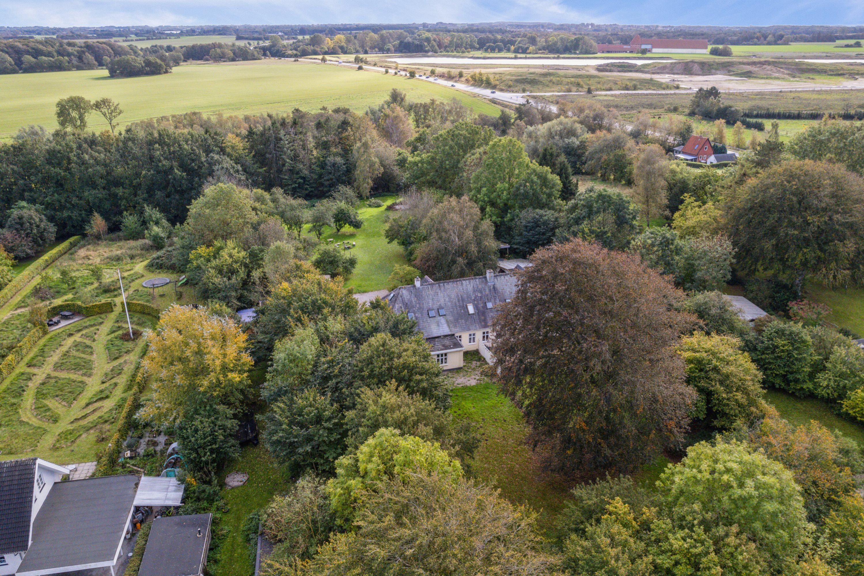 Fremhævet luftfoto billede i fuldskærmstilstand. Billede af Volderslev Bygade 7B, Volderslev, 5260 Odense S