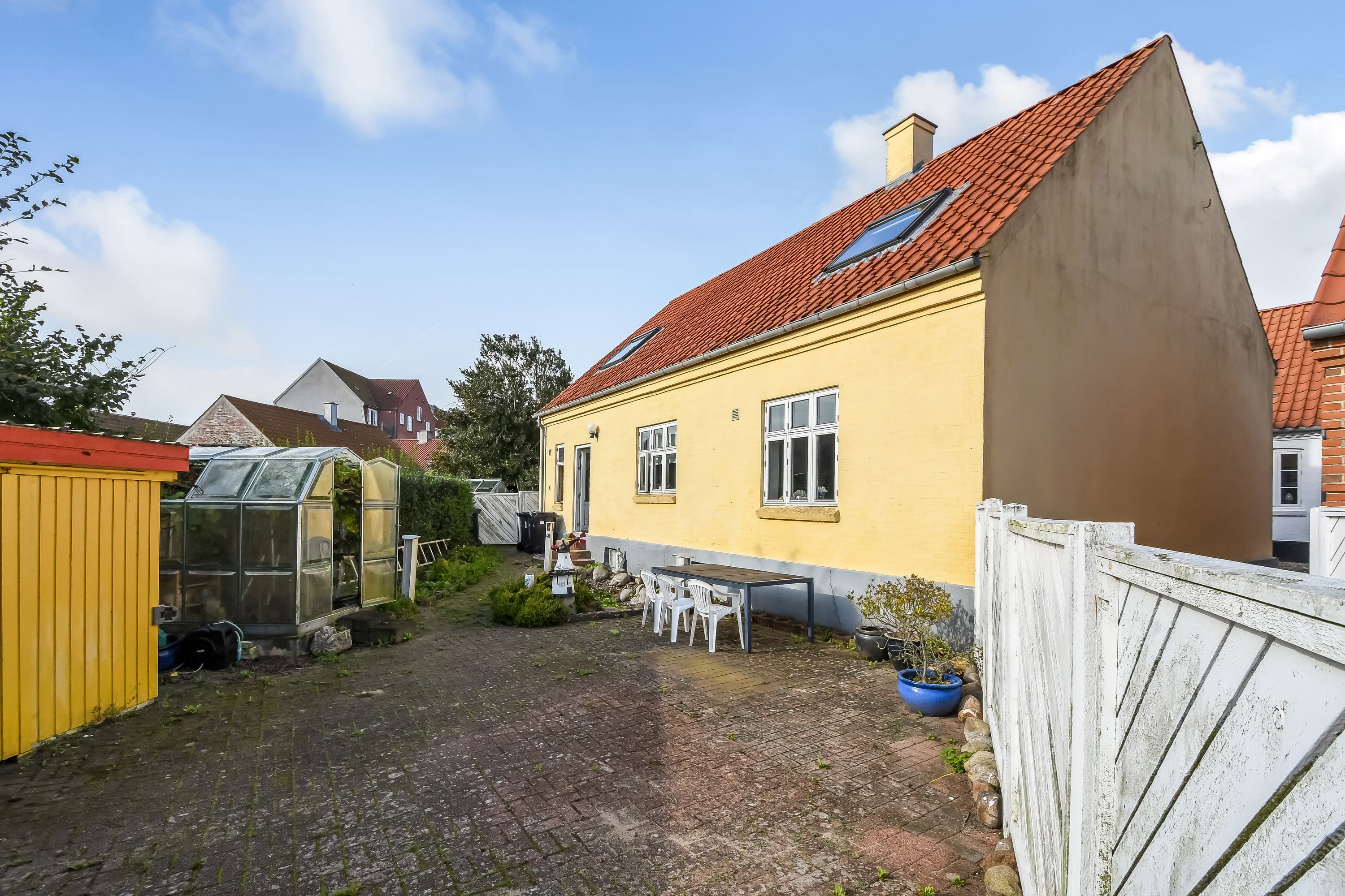 Fremhævet terrasse billede i fuldskærmstilstand. Billede af Møllegyde 2, 7600 Struer