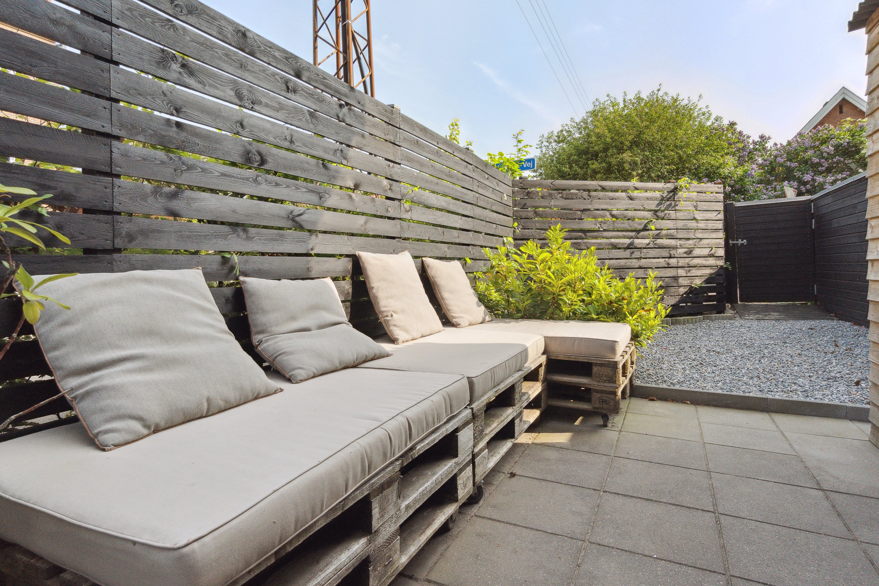 Fremhævet terrasse billede i fuldskærmstilstand. Billede af Poul Buås Vej 2A, 9000 Aalborg