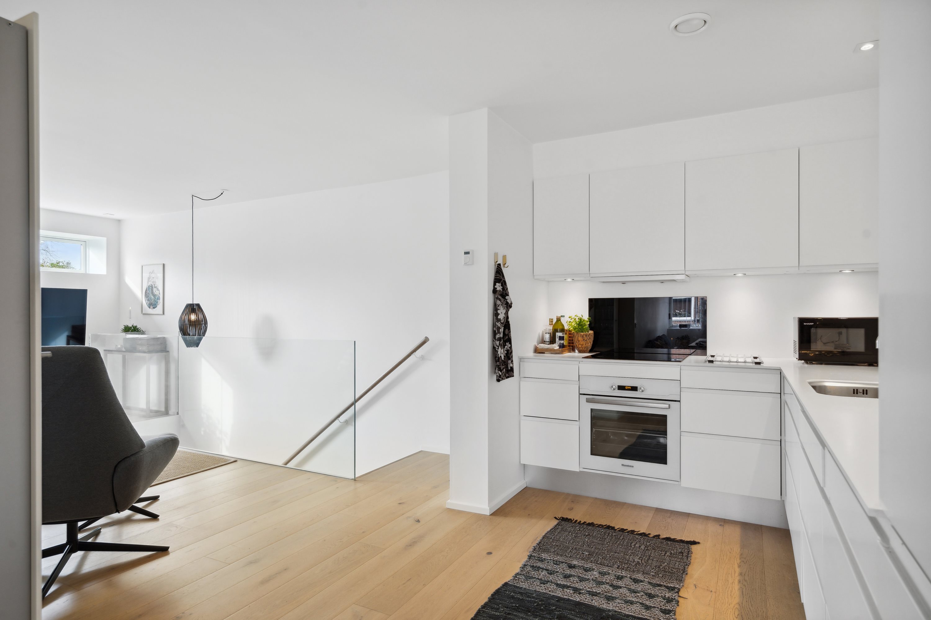 Miniaturebillede 1: køkken alrum. Billede af Poul Buås Vej 2A, 9000 Aalborg