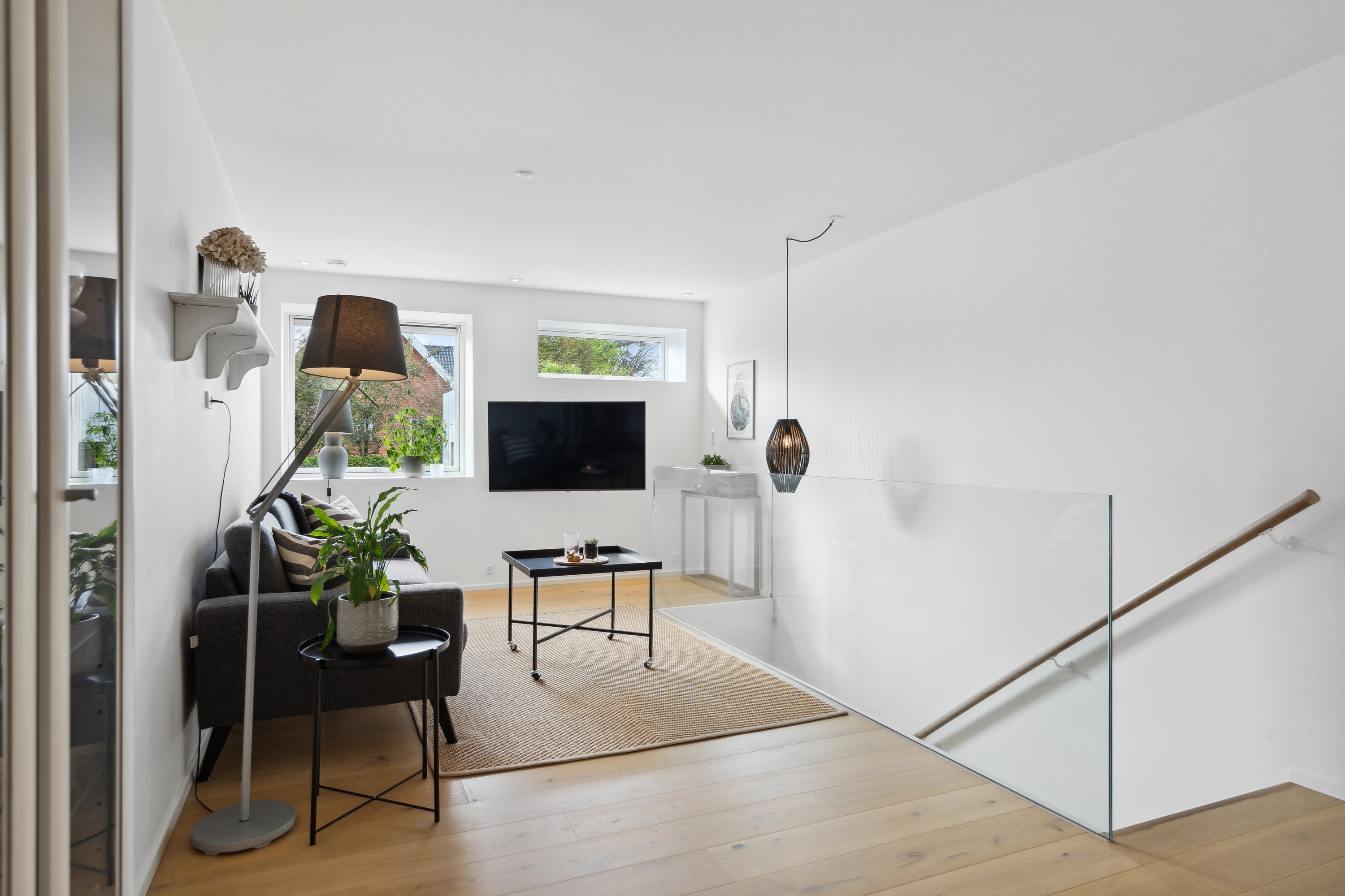 Fremhævet stue billede i fuldskærmstilstand. Billede af Poul Buås Vej 2A, 9000 Aalborg