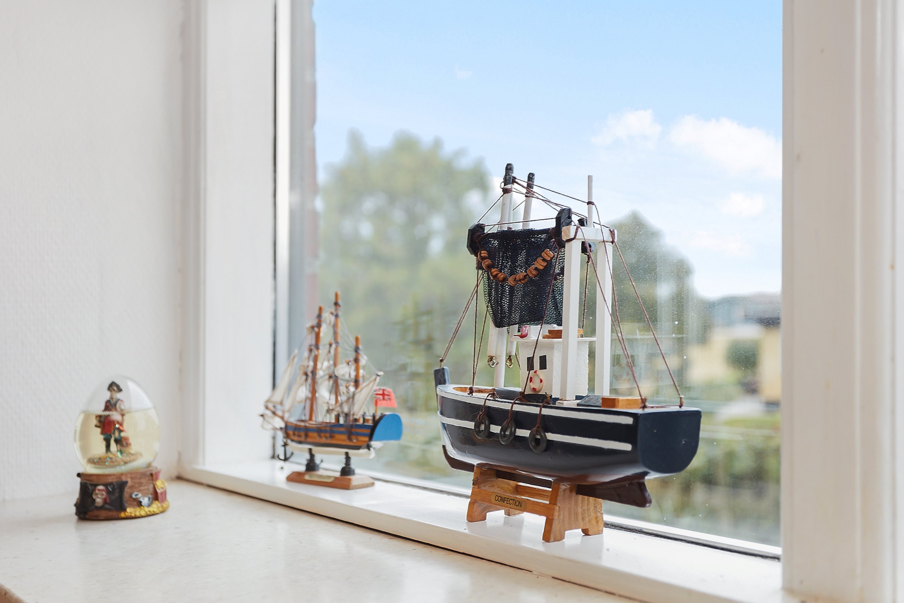 Fremhævet stue billede i fuldskærmstilstand. Billede af Vejlevej 33, Vesterby, 7130 Juelsminde