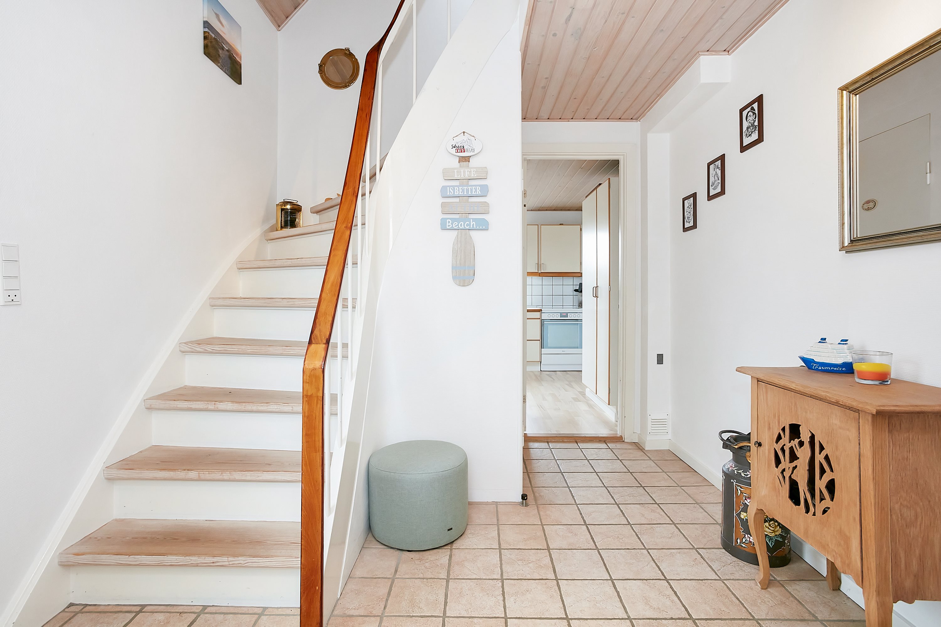 Fremhævet entré billede i fuldskærmstilstand. Billede af Vejlevej 33, Vesterby, 7130 Juelsminde