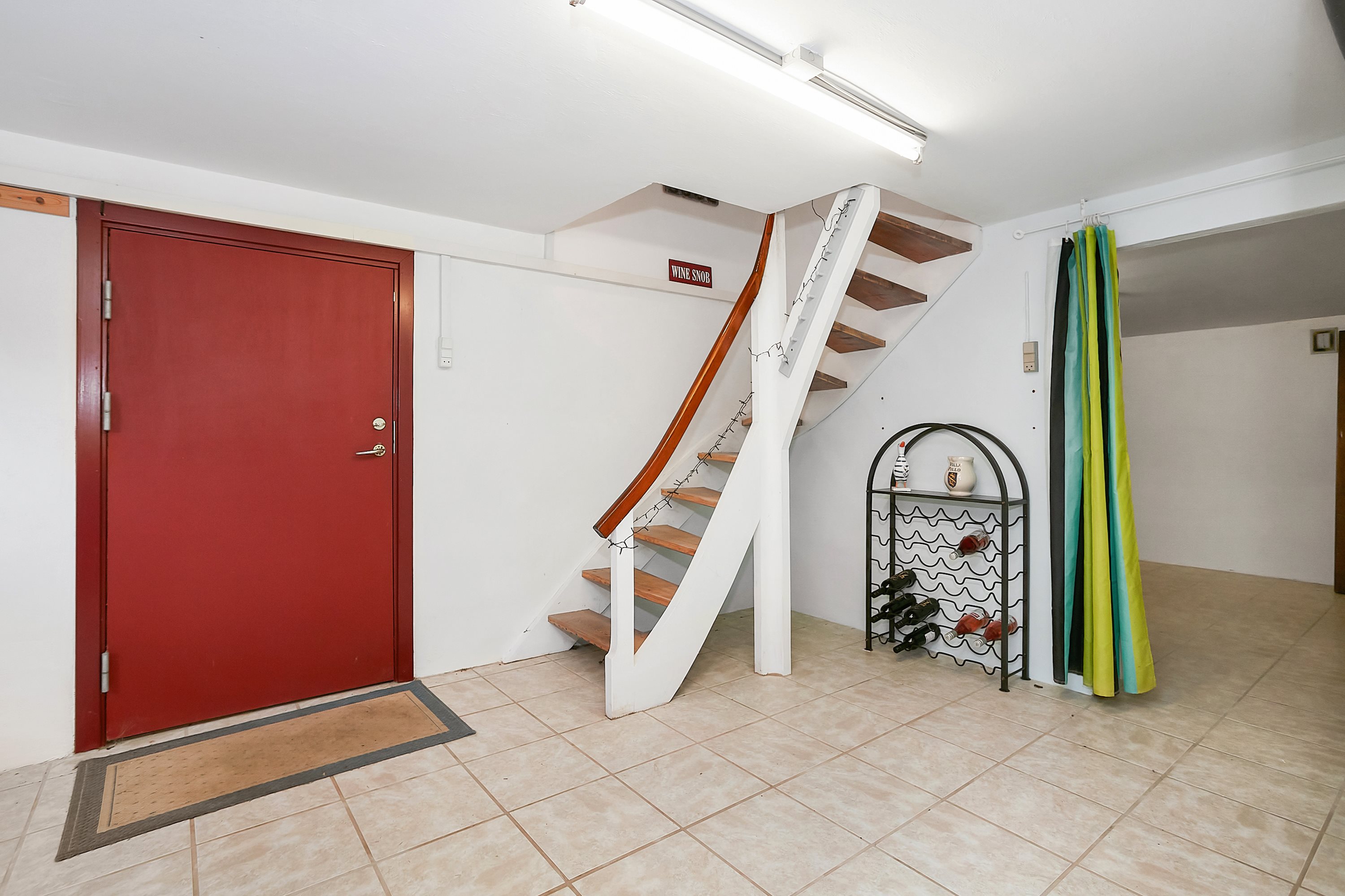 Fremhævet kælder billede i fuldskærmstilstand. Billede af Vejlevej 33, Vesterby, 7130 Juelsminde