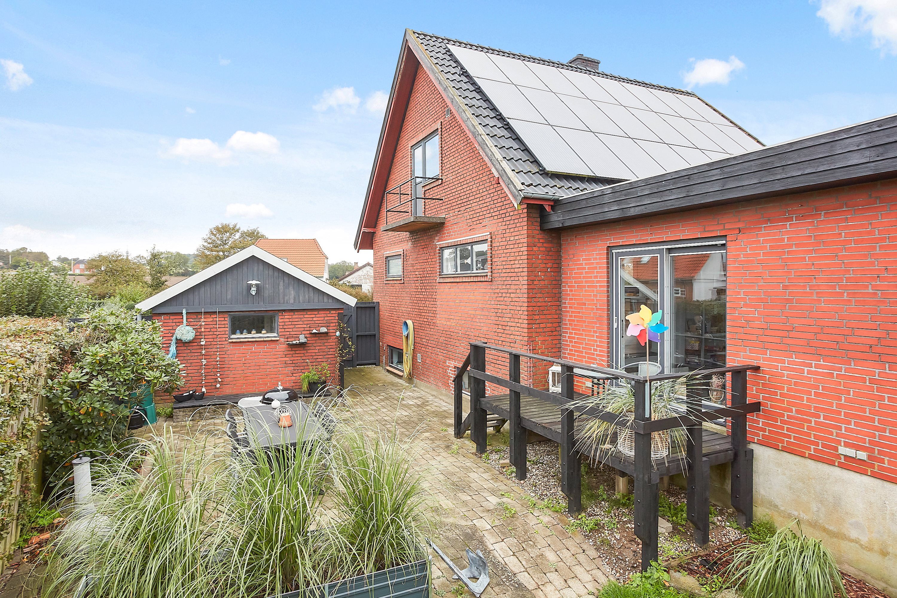 Fremhævet terrasse billede i fuldskærmstilstand. Billede af Vejlevej 33, Vesterby, 7130 Juelsminde