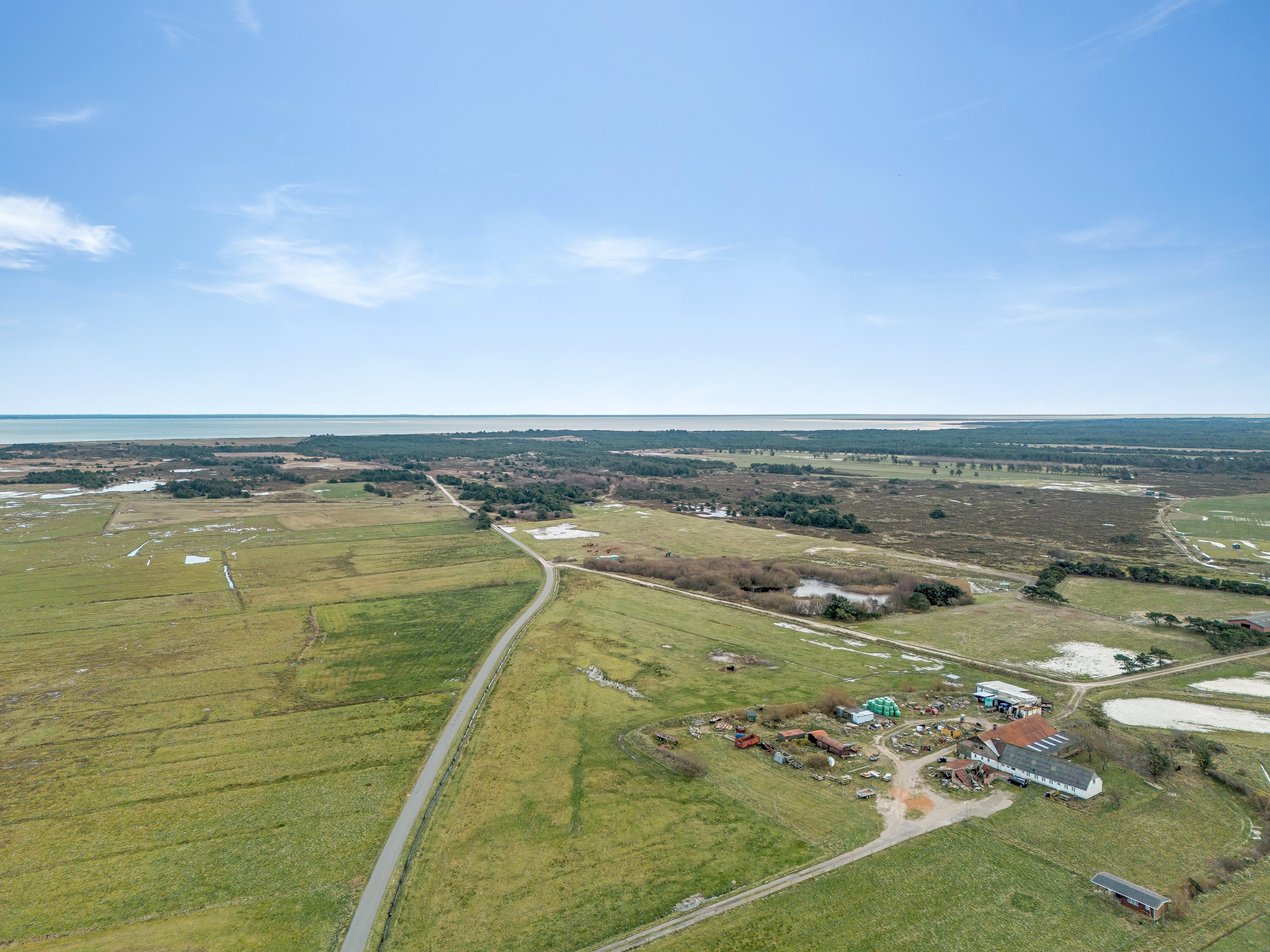 Fremhævet luftfoto billede i fuldskærmstilstand. Billede af Klingebjergvej 1, Rindby, 6720 Fanø
