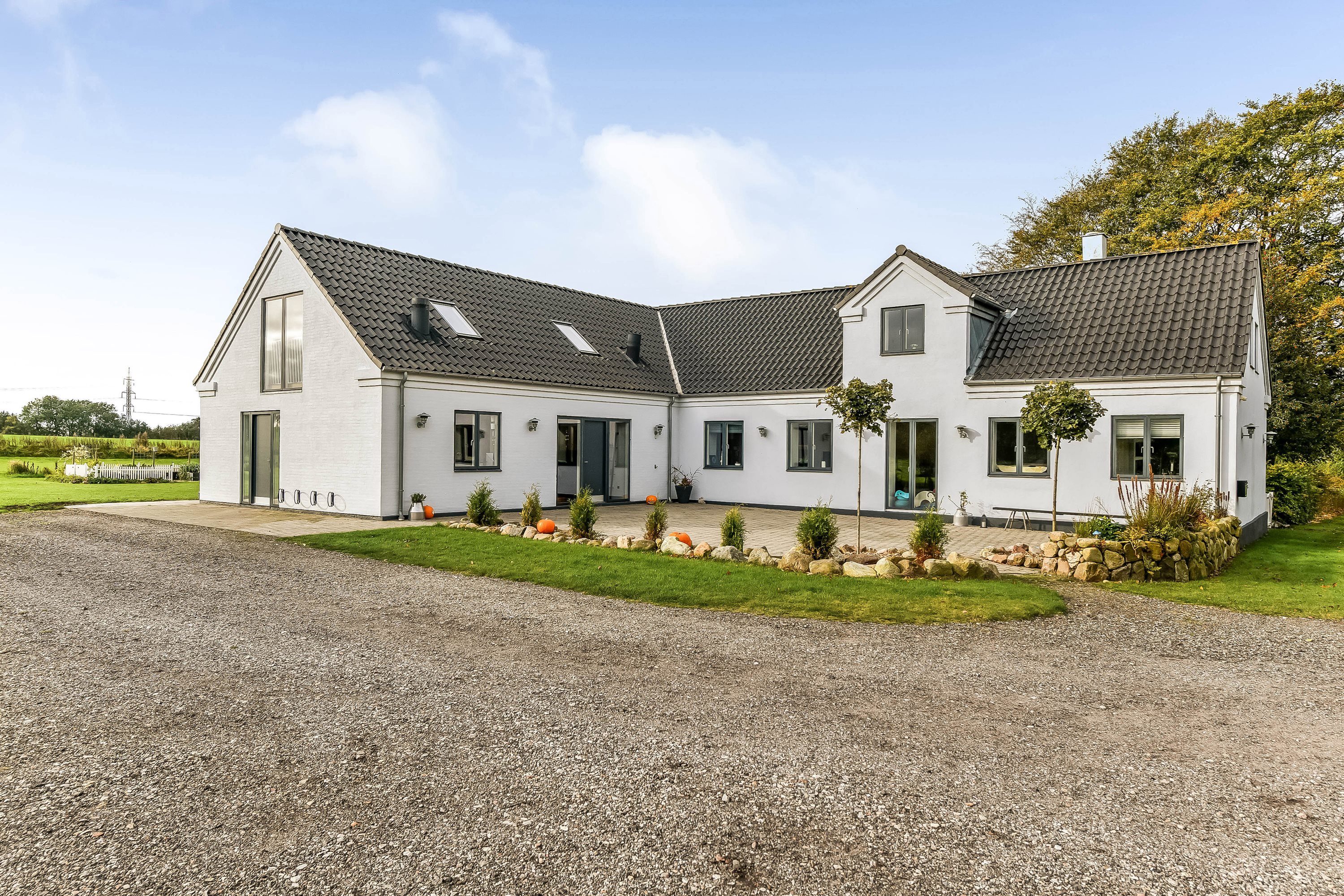 Fremhævet ejendommen billede i fuldskærmstilstand. Billede af Hindskovvej 31, Thyregod, 7323 Give