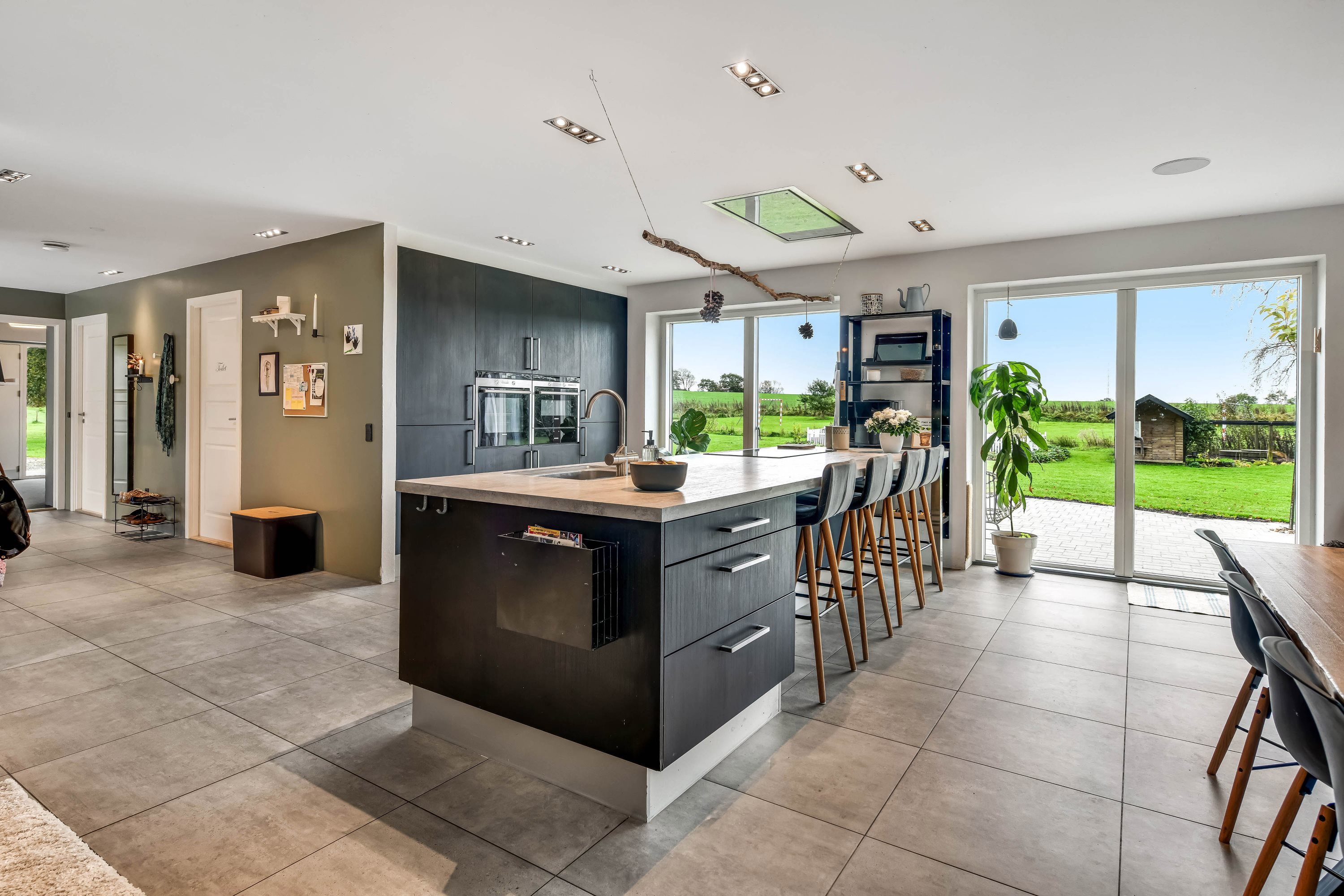 Fremhævet køkken billede i fuldskærmstilstand. Billede af Hindskovvej 31, Thyregod, 7323 Give