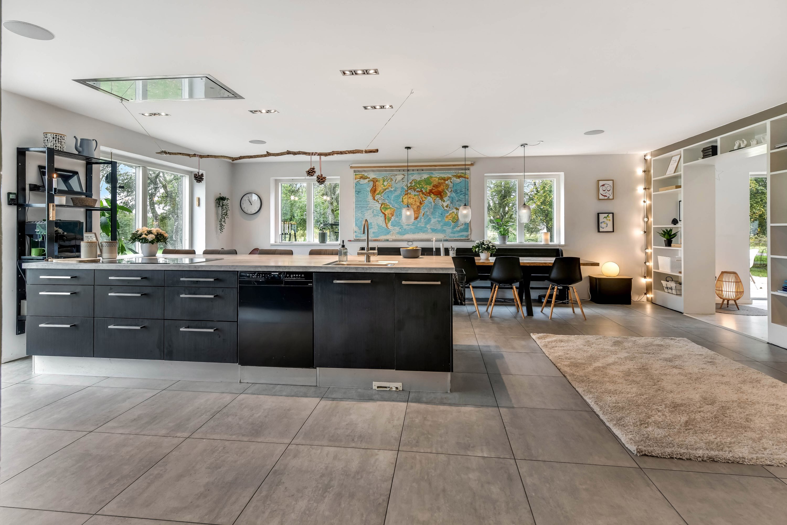 Fremhævet køkken billede i fuldskærmstilstand. Billede af Hindskovvej 31, Thyregod, 7323 Give